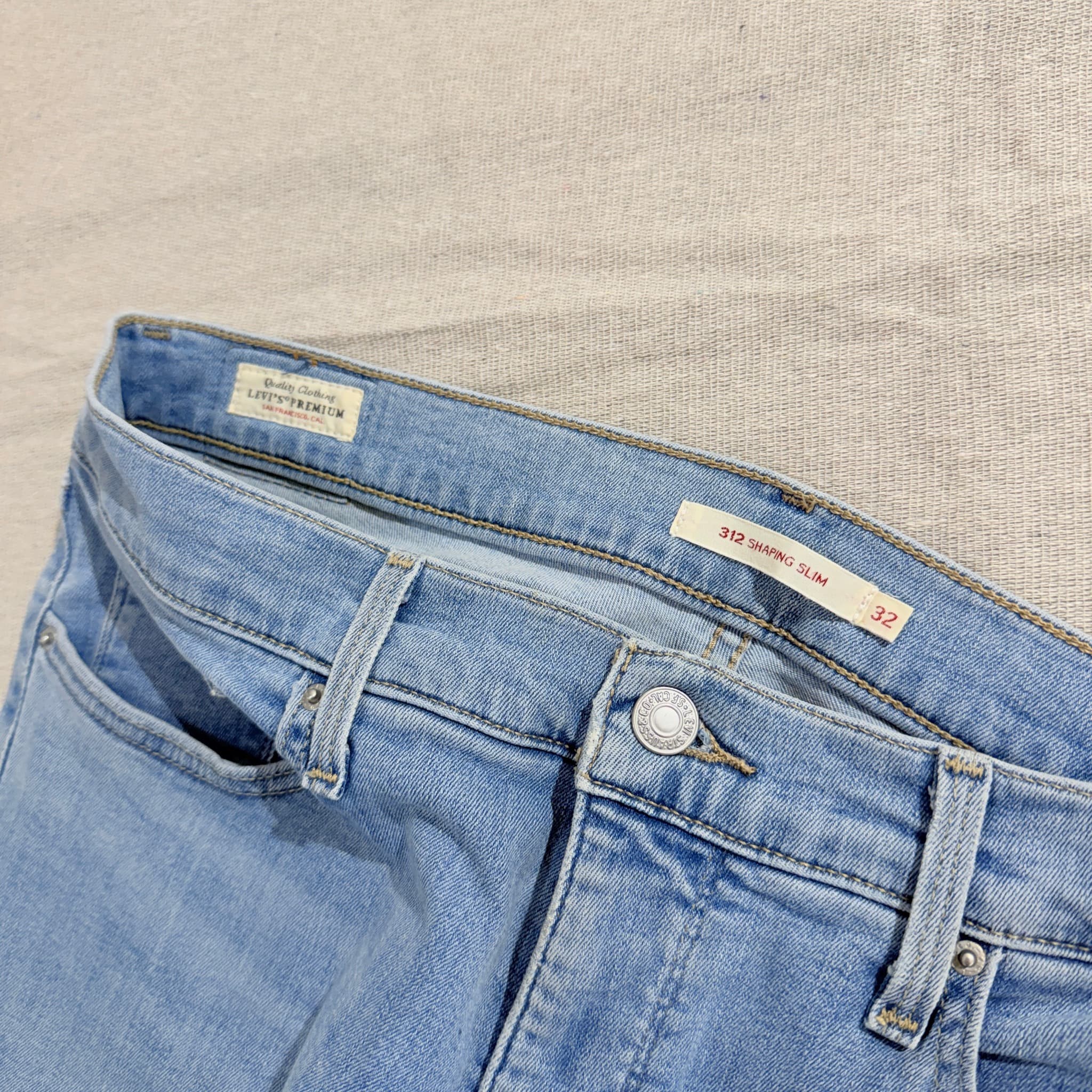 312 Shaping Slim Jeans Light Blue Denim Size 32 — photo 4 of 7