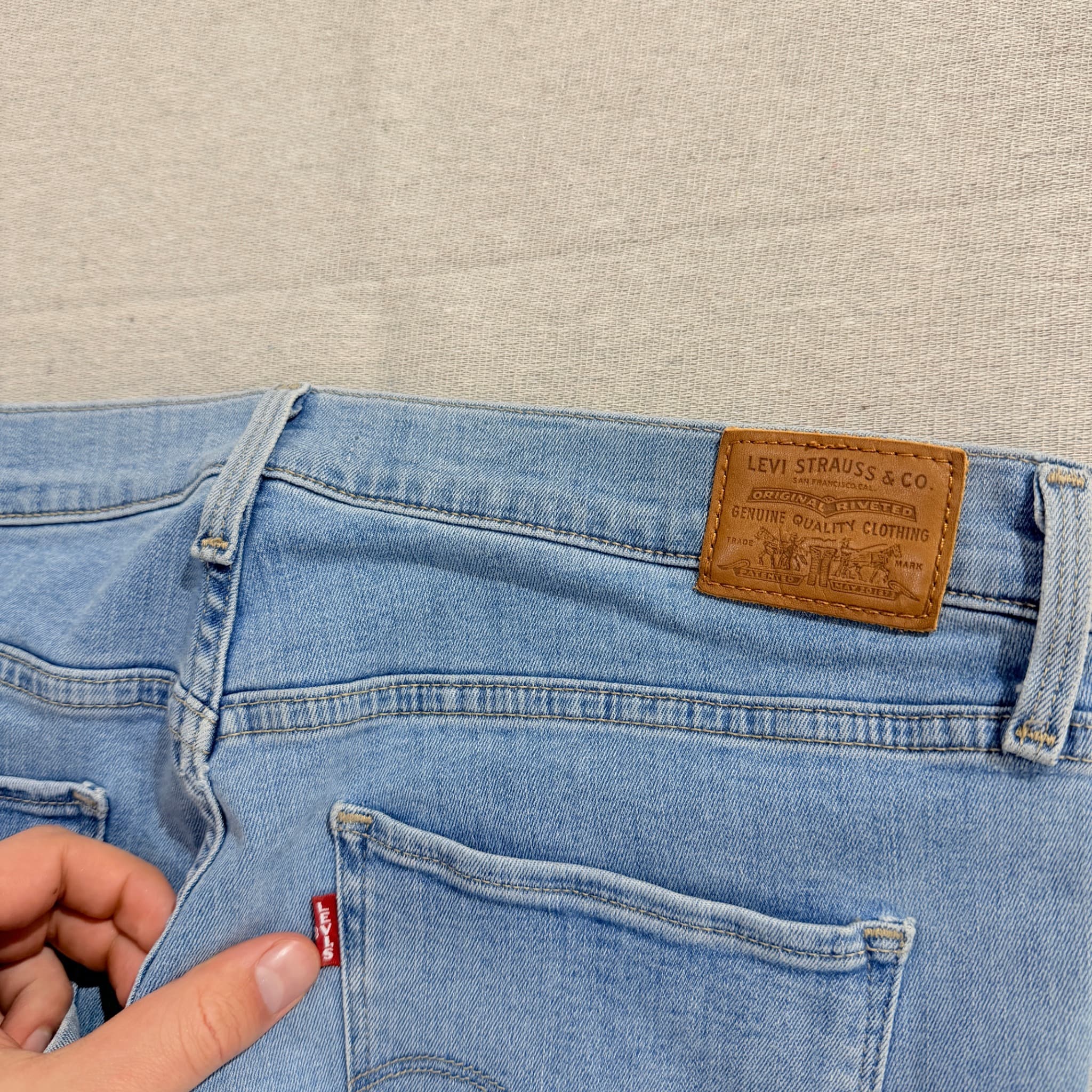 312 Shaping Slim Jeans Light Blue Denim Size 32 — photo 6 of 7