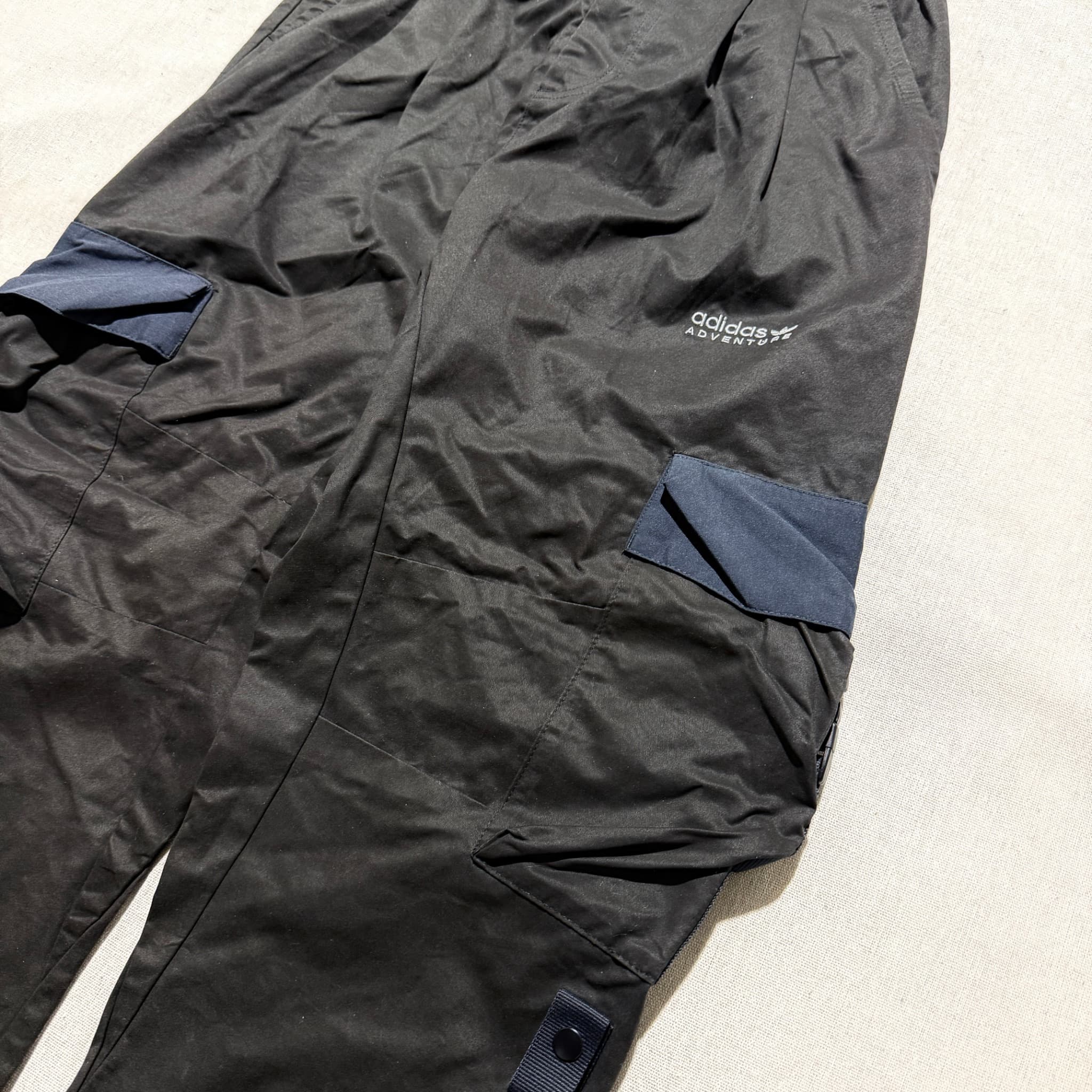 Adidas Adventure Cargo Pants Black Utility Style — photo 3 of 10