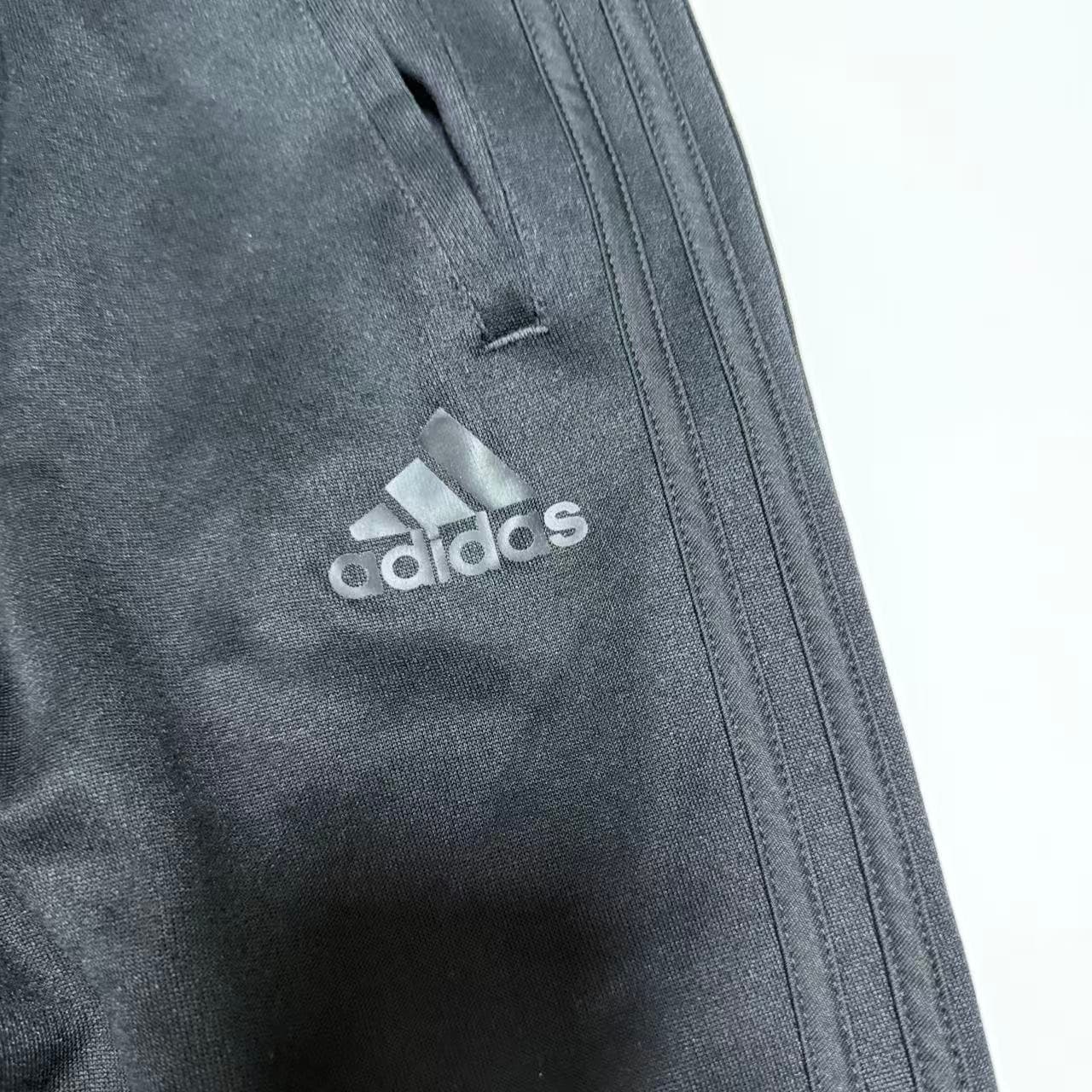 Adidas Black 3-Stripe Track Pants — photo 8 of 10