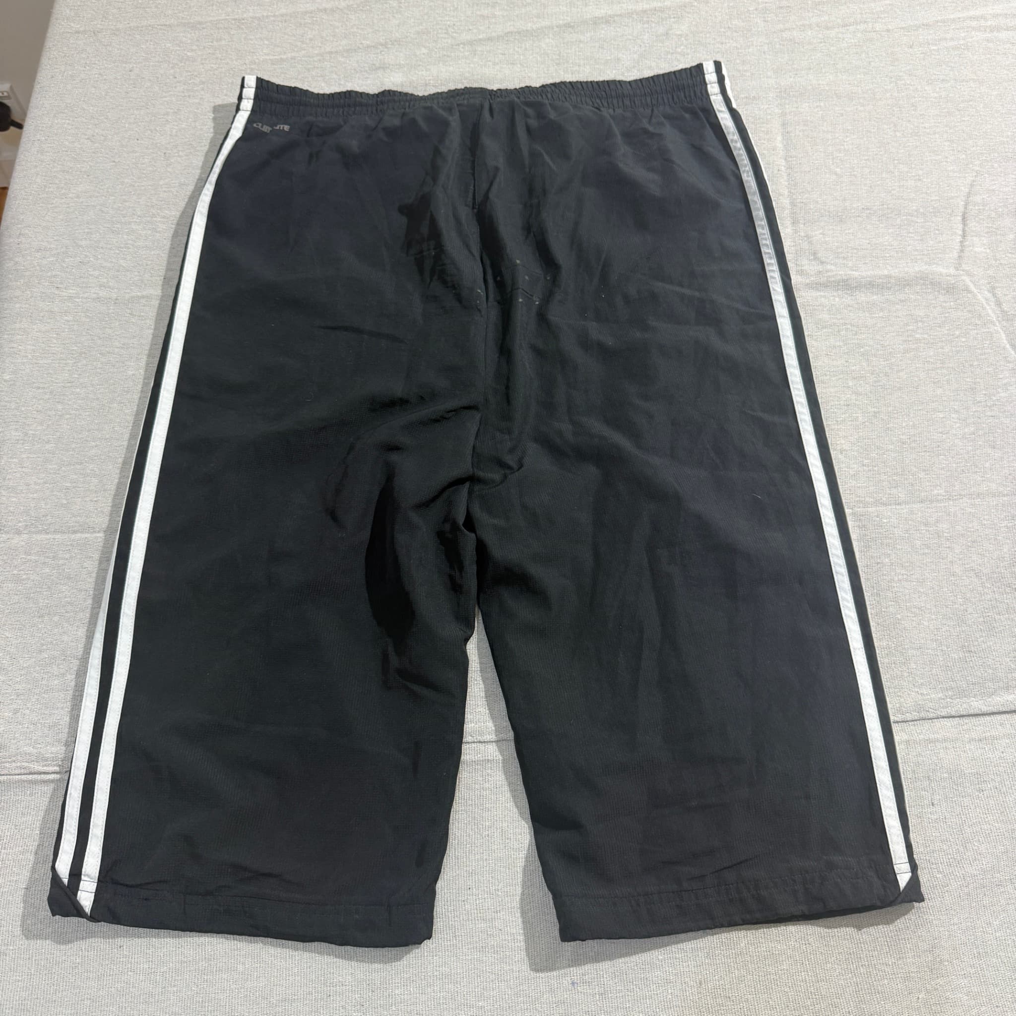 Adidas Men's Black 3-Stripe Athletic Capri Shorts — photo 5 of 6
