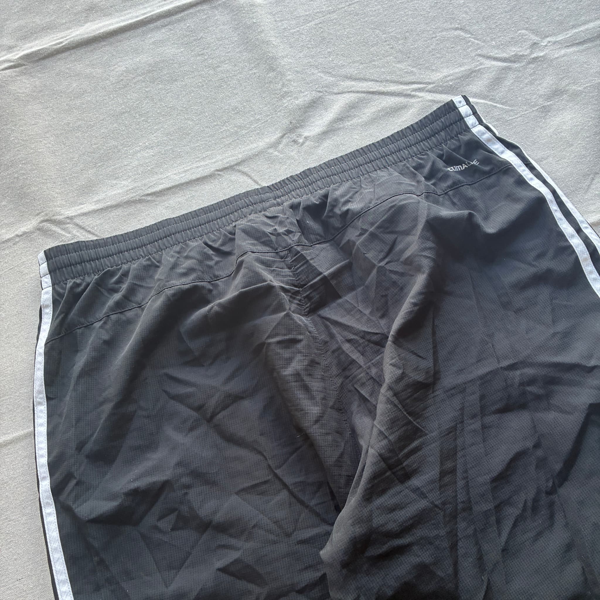 Adidas Men's Black 3-Stripe Ripstop Track Shorts Baggy Vintage 2XL — photo 6 of 7