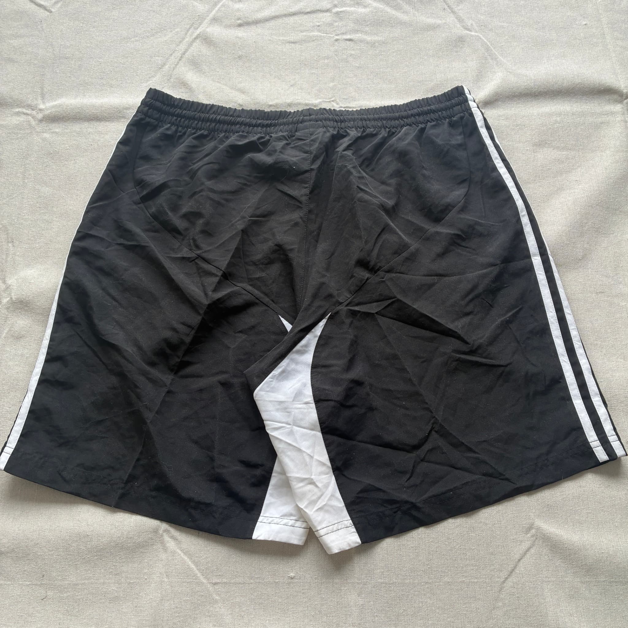 Adidas Men's Black And White Three-Stripe Athletic Shorts XL — photo 5 of 6