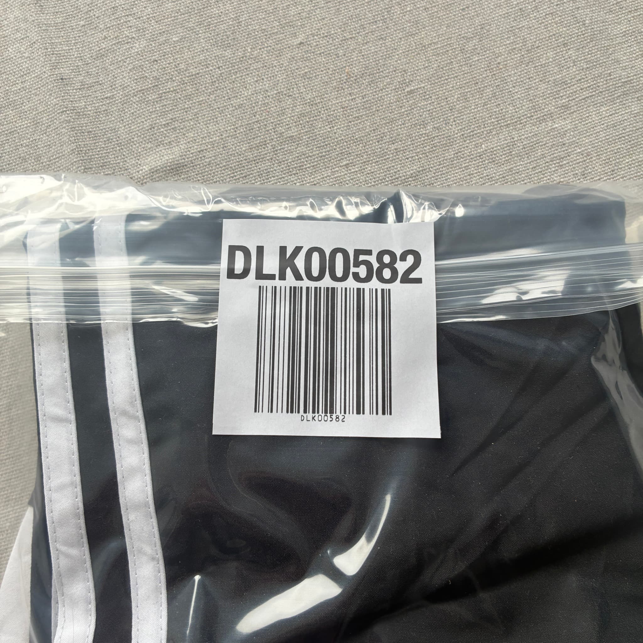 Adidas Men's Black And White Three-Stripe Athletic Shorts XL — photo 6 of 6