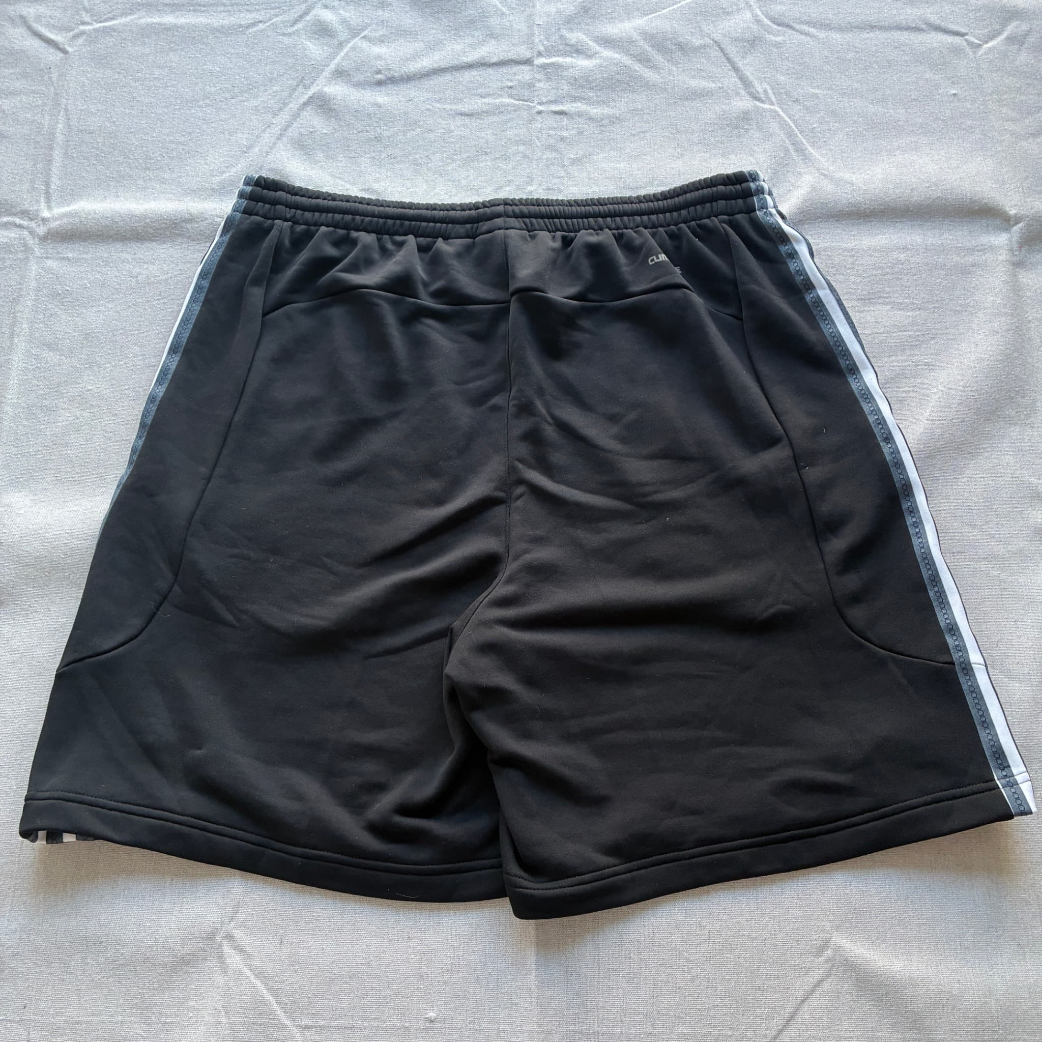 Adidas Men's Black Athletic Shorts 3-Stripe Side Detail Size L — photo 5 of 7