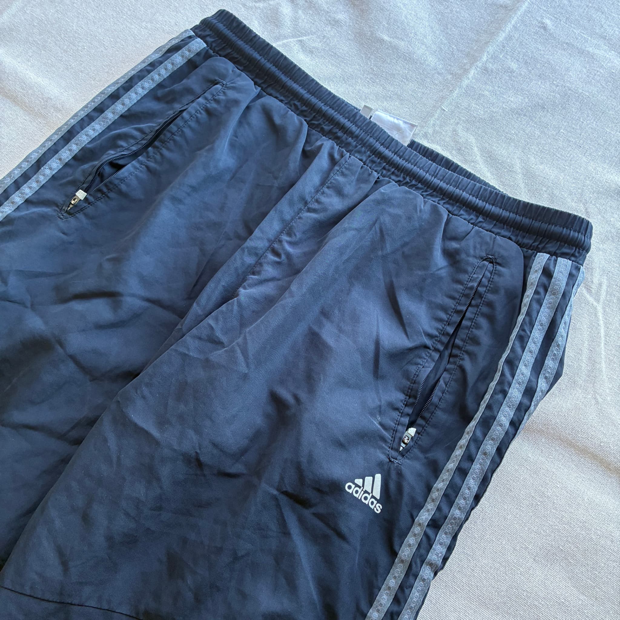 Adidas Men's Black Athletic Shorts L — photo 3 of 8