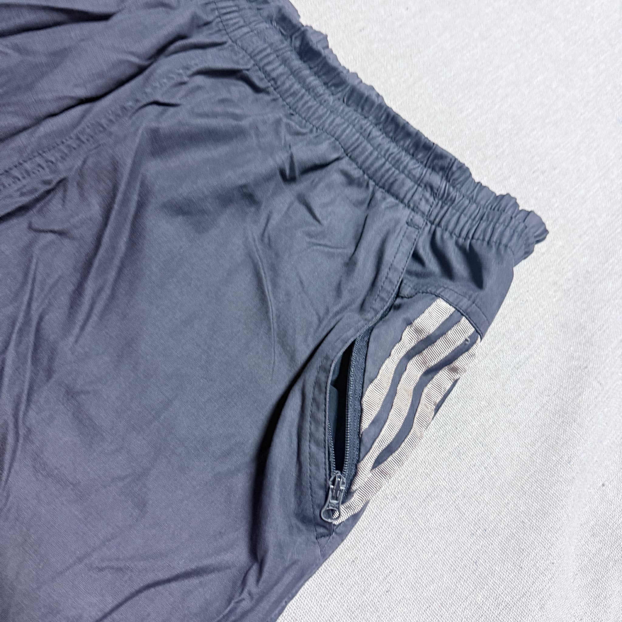 Adidas Men's Black Athletic Shorts With Patterned Pocket Trim Size L — photo 3 of 7