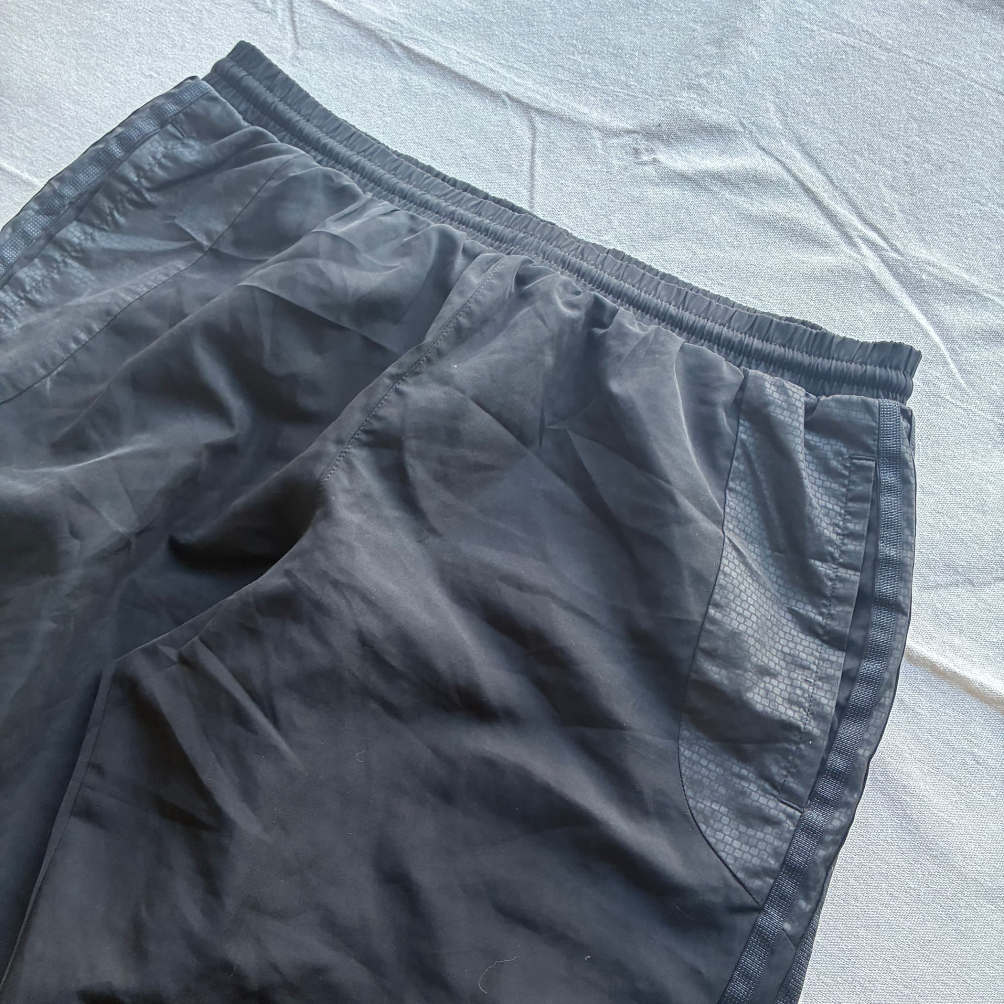 Adidas Men's Black Athletic Three-Quarter Length Shorts 2XL — photo 3 of 7