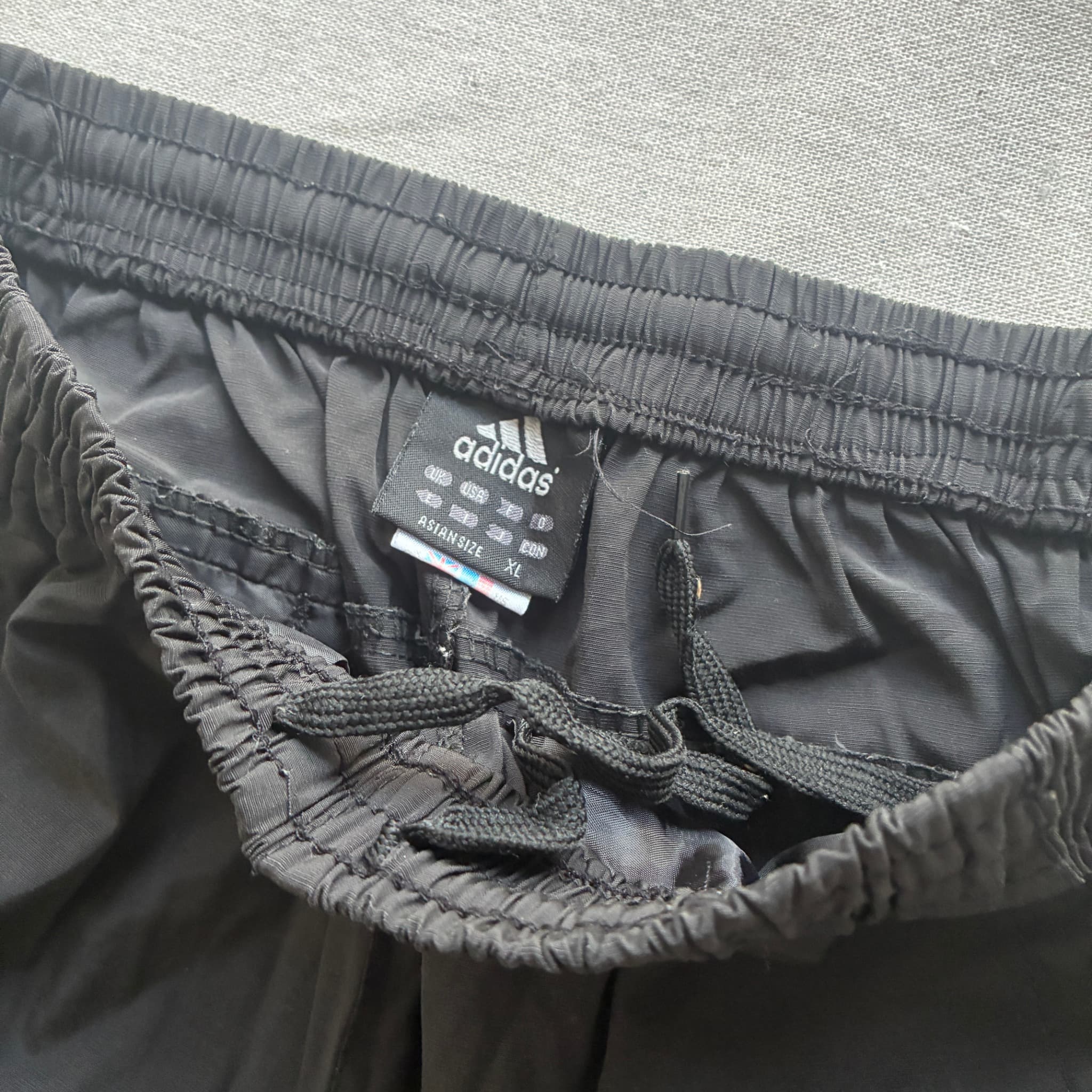 Adidas Men's Black Athletic Three-Quarter Training Shorts Size XL — photo 4 of 7