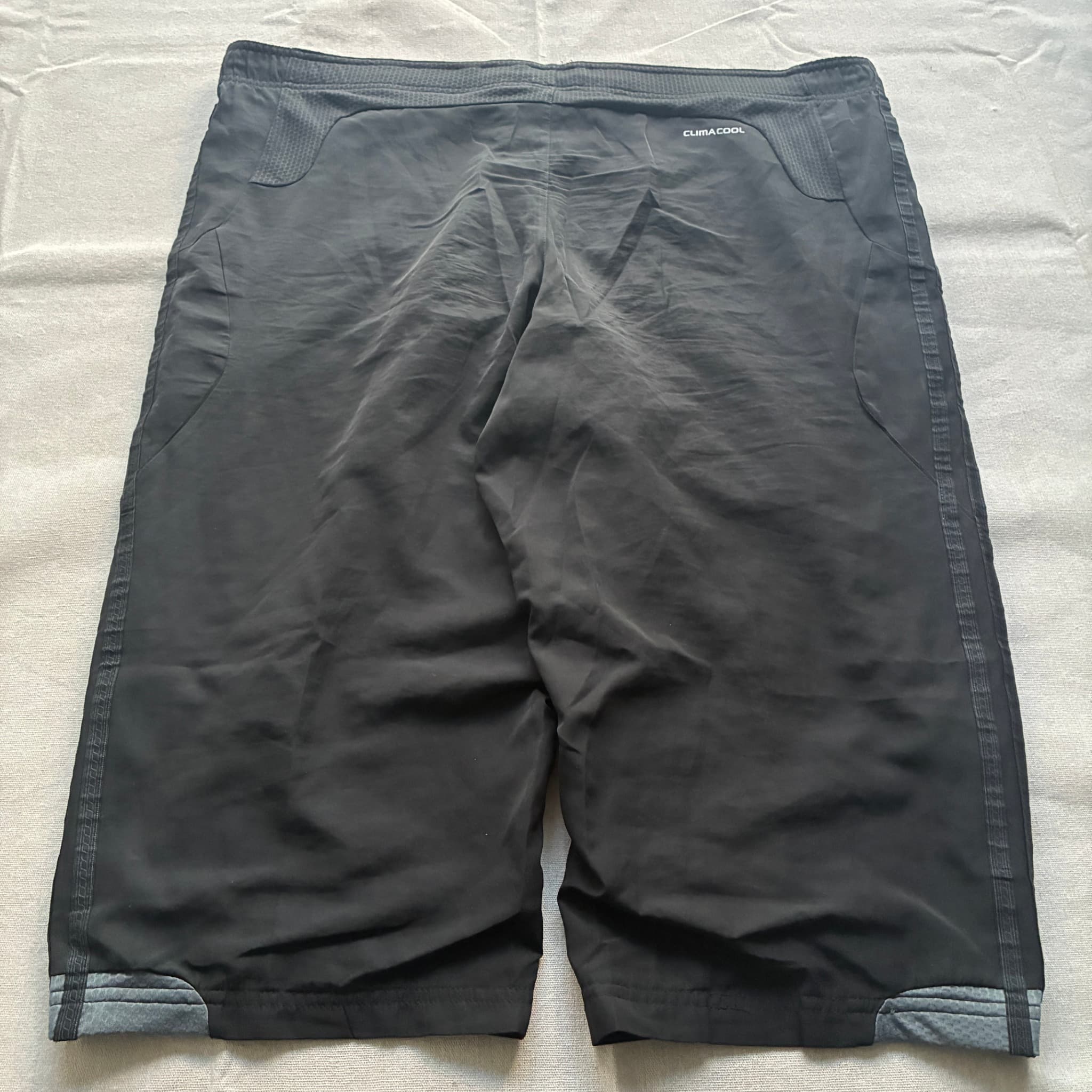 Adidas Men's Black Athletic Training Shorts With Side Panels Size L — photo 6 of 9