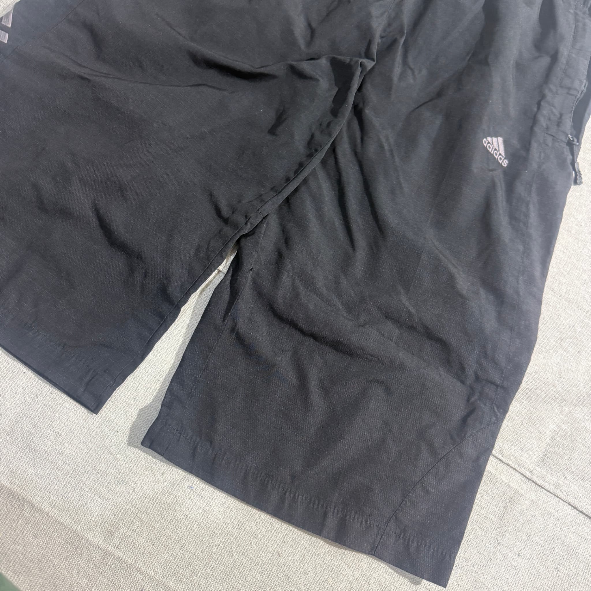 Adidas Men's Black Performance Shorts Size L — photo 2 of 7