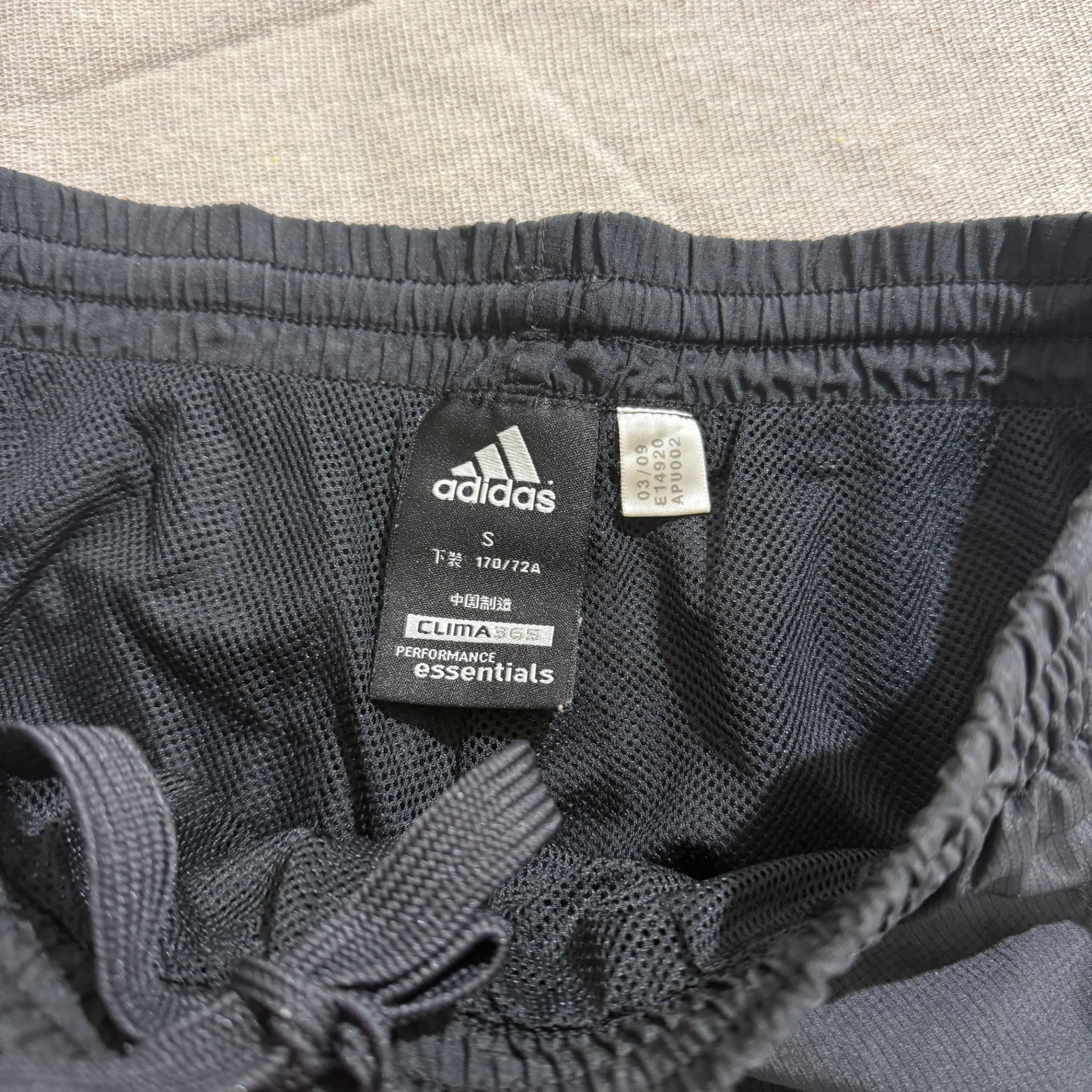 Adidas Men's Black Three-Stripe Athletic Shorts Size S — photo 4 of 6