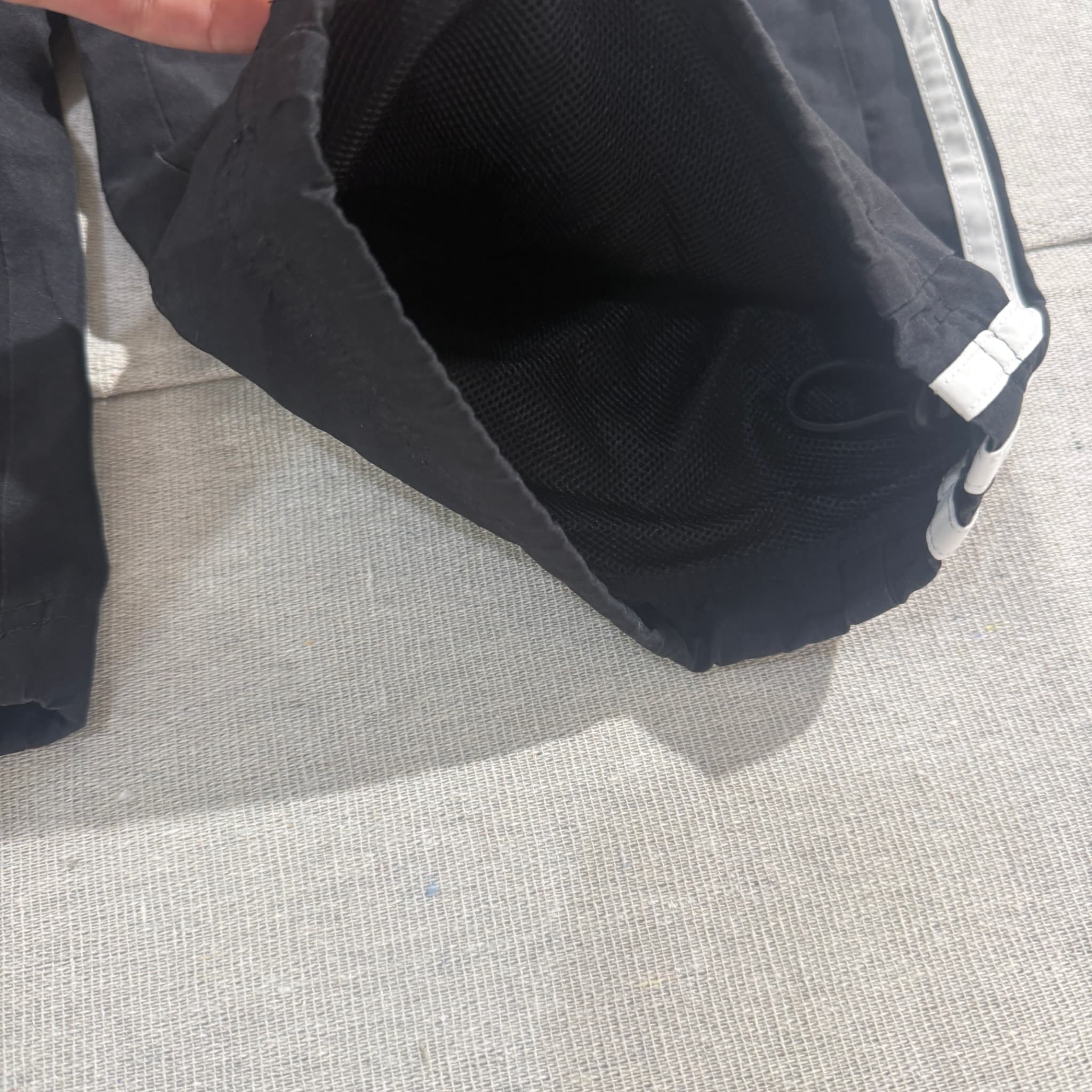 Adidas Men's Black Three-Stripe Track Pants Size S — photo 3 of 7
