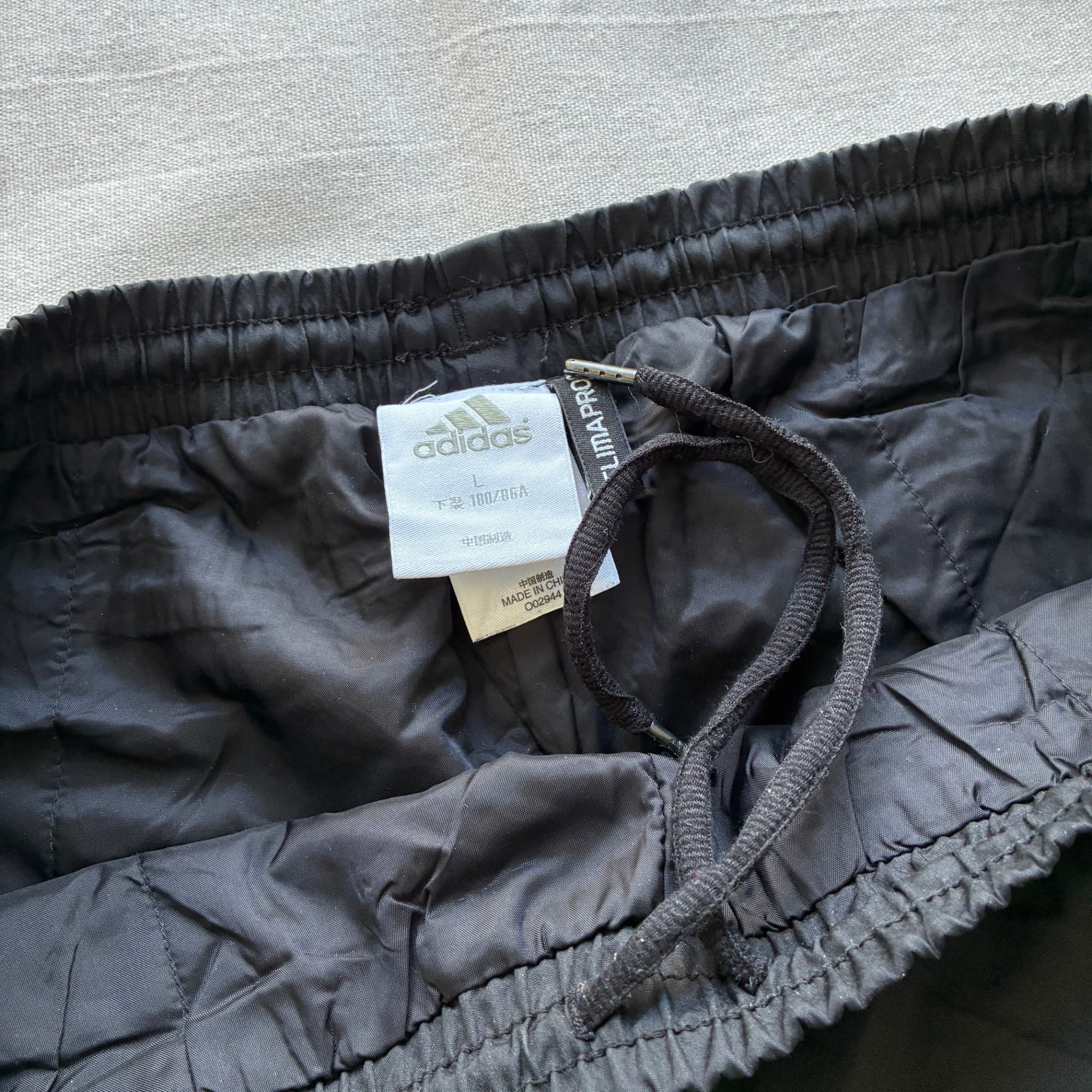 Adidas Men's Black Three-Stripe Windbreaker Track Pants Size L — photo 4 of 7