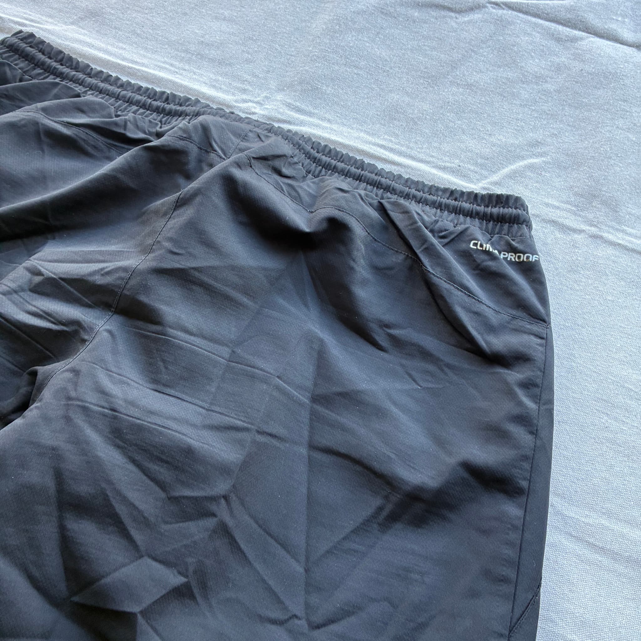 Adidas Men's Black Three-Stripe Windbreaker Track Pants Size L — photo 6 of 7