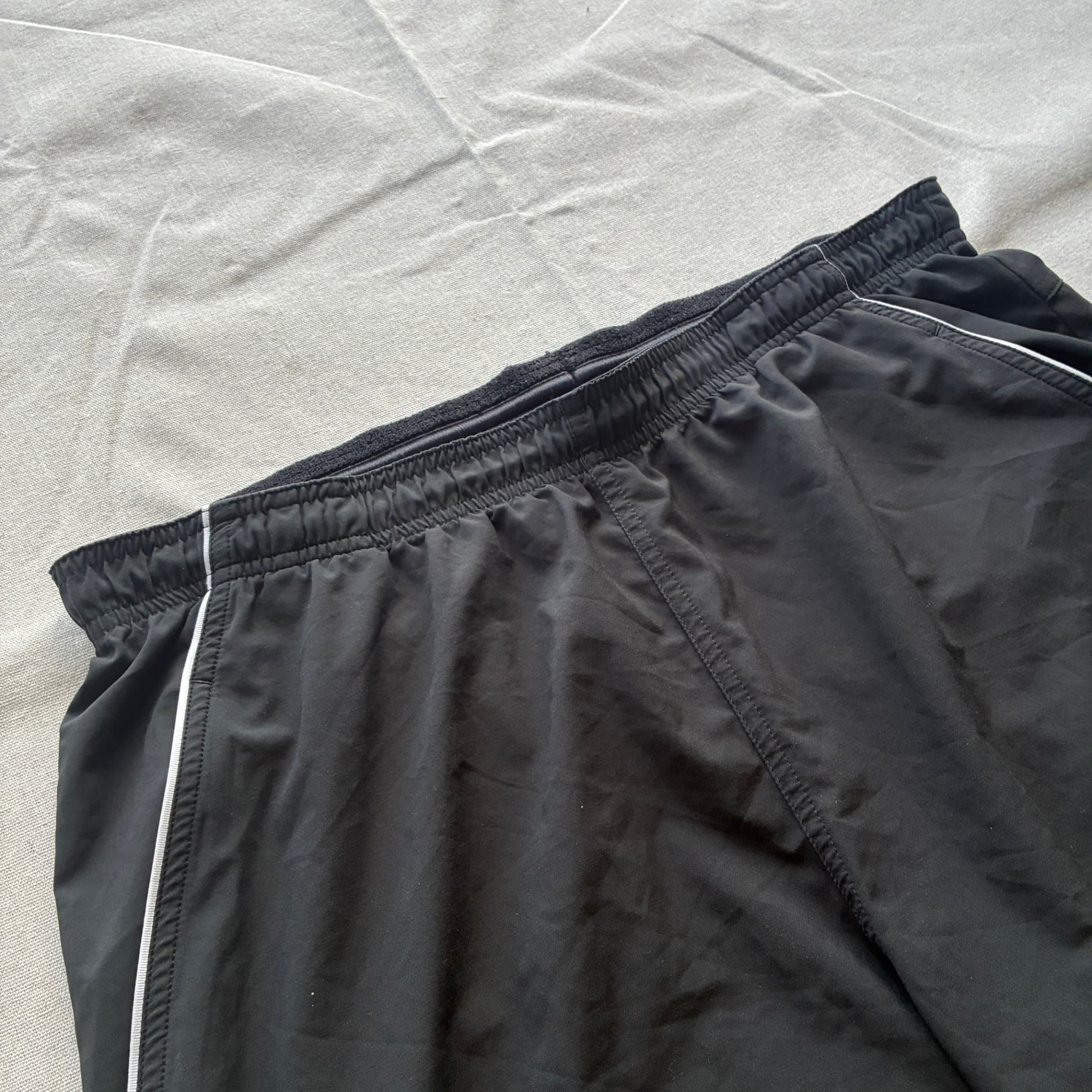 Adidas Men's Essentials Performance Woven Shorts Black Size 86 — photo 3 of 6