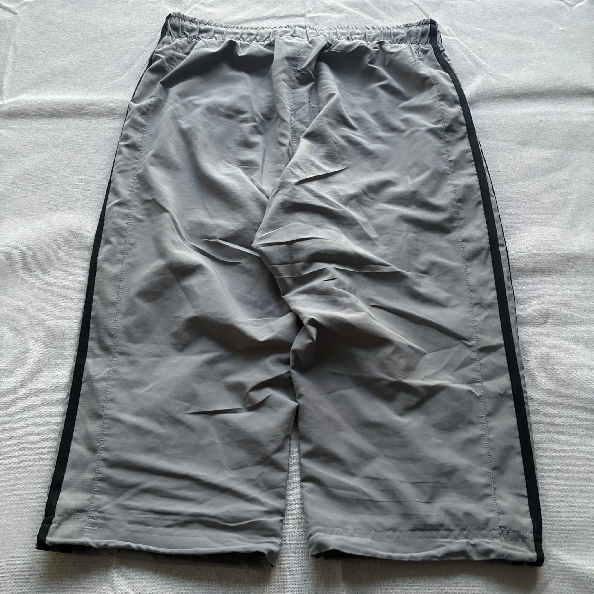 Adidas Men's Grey 3-Stripe Performance Training Shorts Baggy Vintage 2000s M — photo 5 of 7