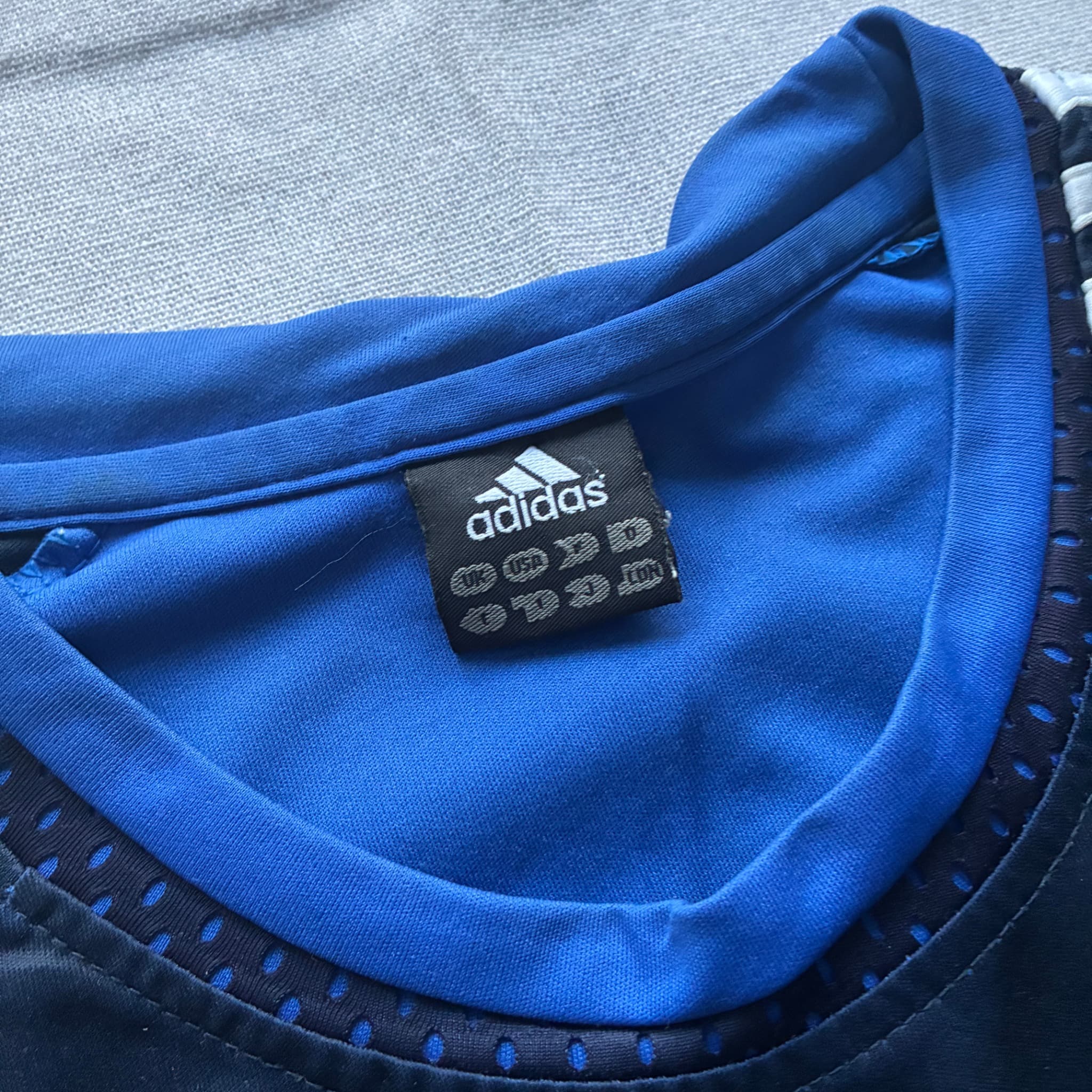 Adidas Men's Striped Soccer Training Jersey Blue Number 28 — photo 4 of 8