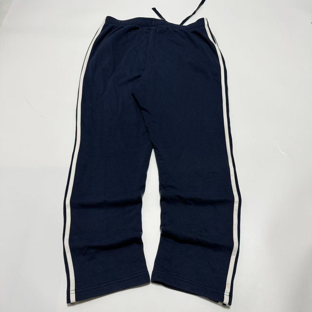 Adidas Navy Blue 3-Stripe Fleece Sweatpants — photo 2 of 9