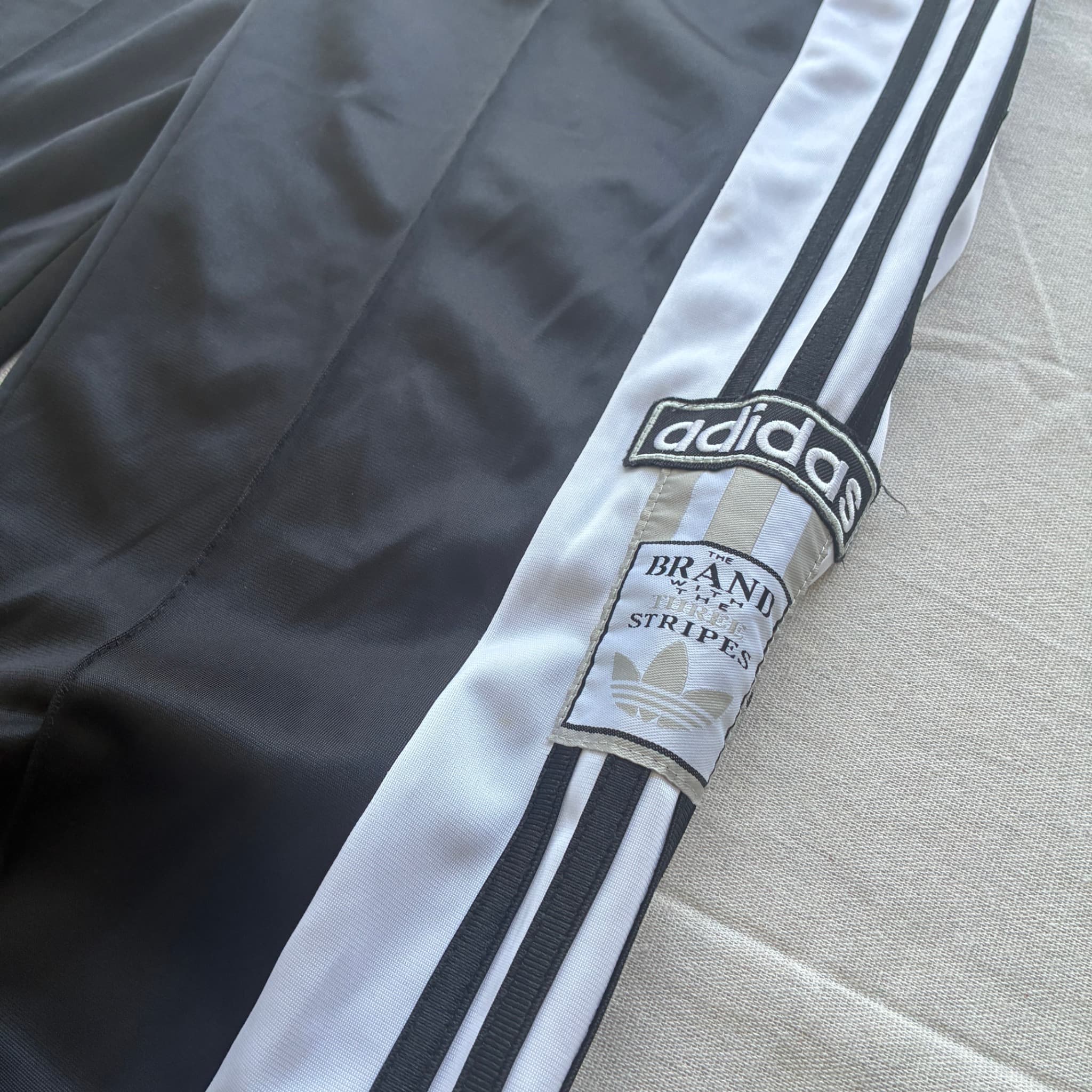 Adidas Originals 3 Stripes Track Pants Black M — photo 2 of 7