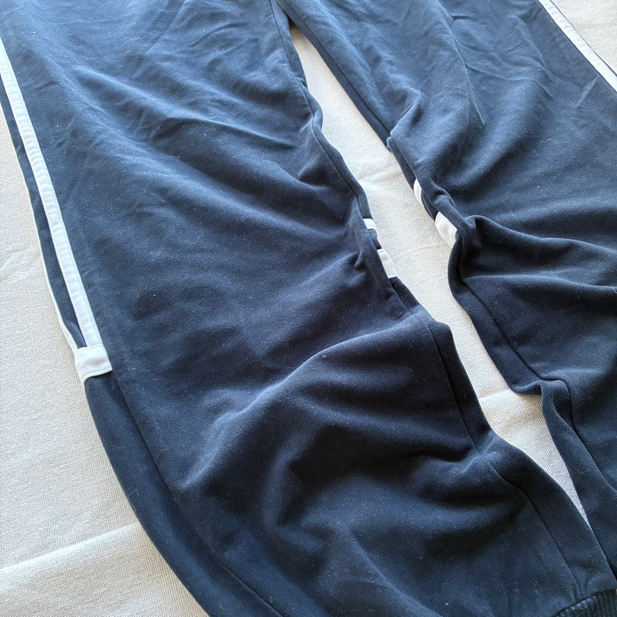 Adidas Originals Black Track Pants White Side Stripes Cuffed Ankles Size 7 — photo 2 of 7
