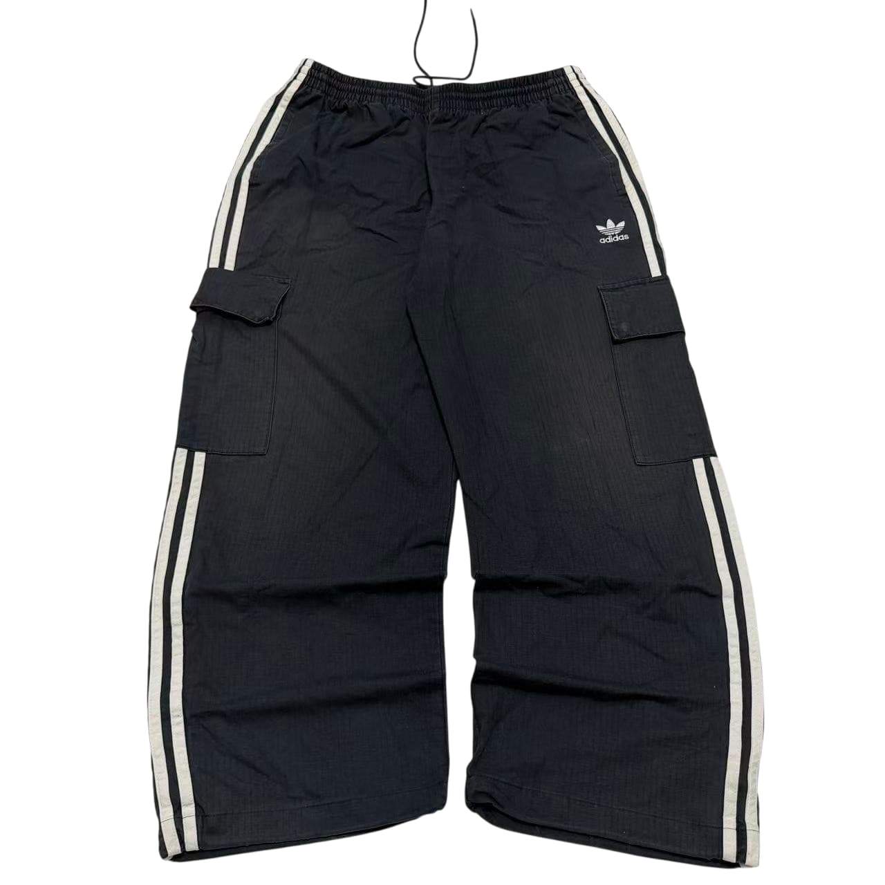 Adidas Originals Trefoil Cargo Pants Black — photo 1 of 10