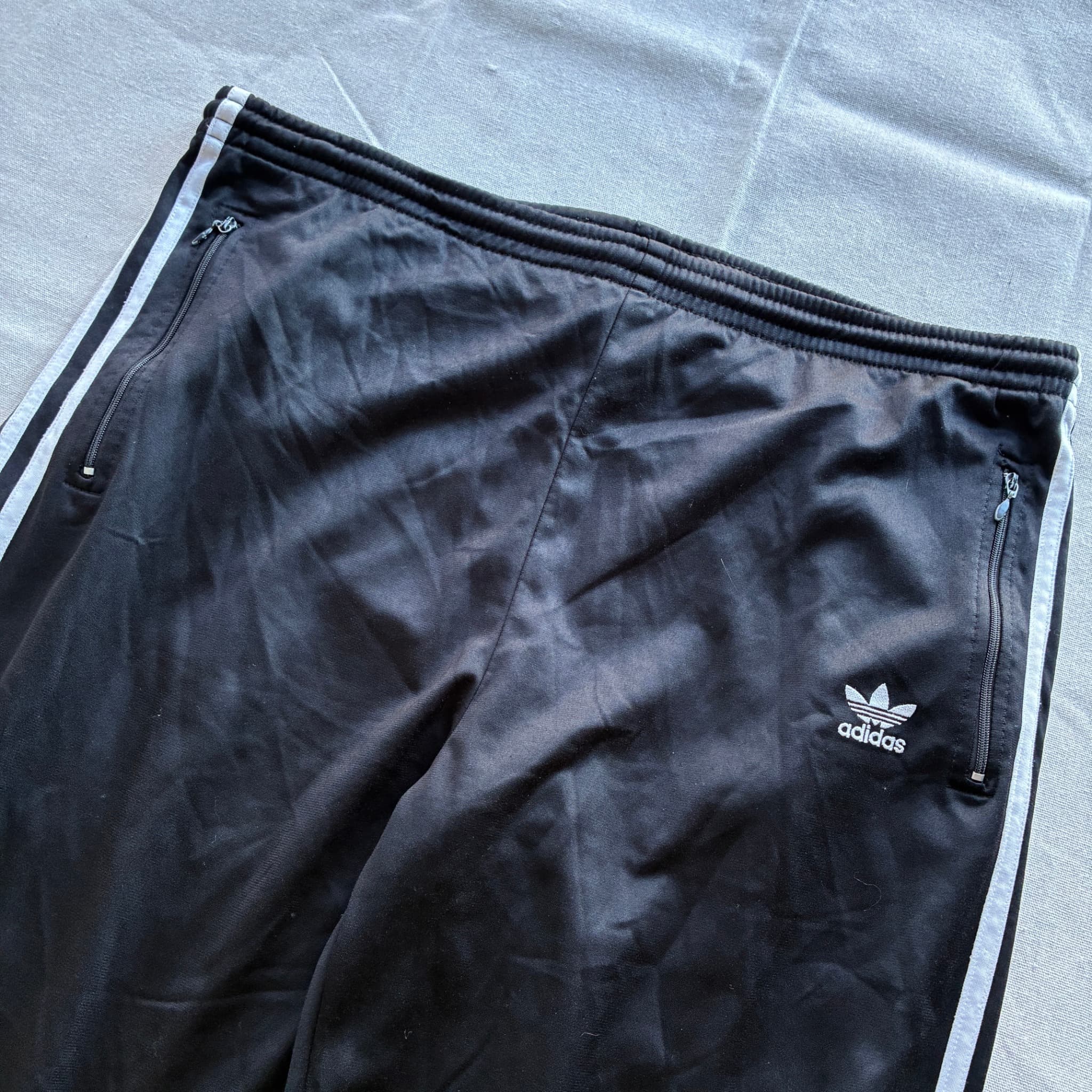 Adidas Originals Trefoil Three-Stripe Track Pants Black — photo 3 of 6