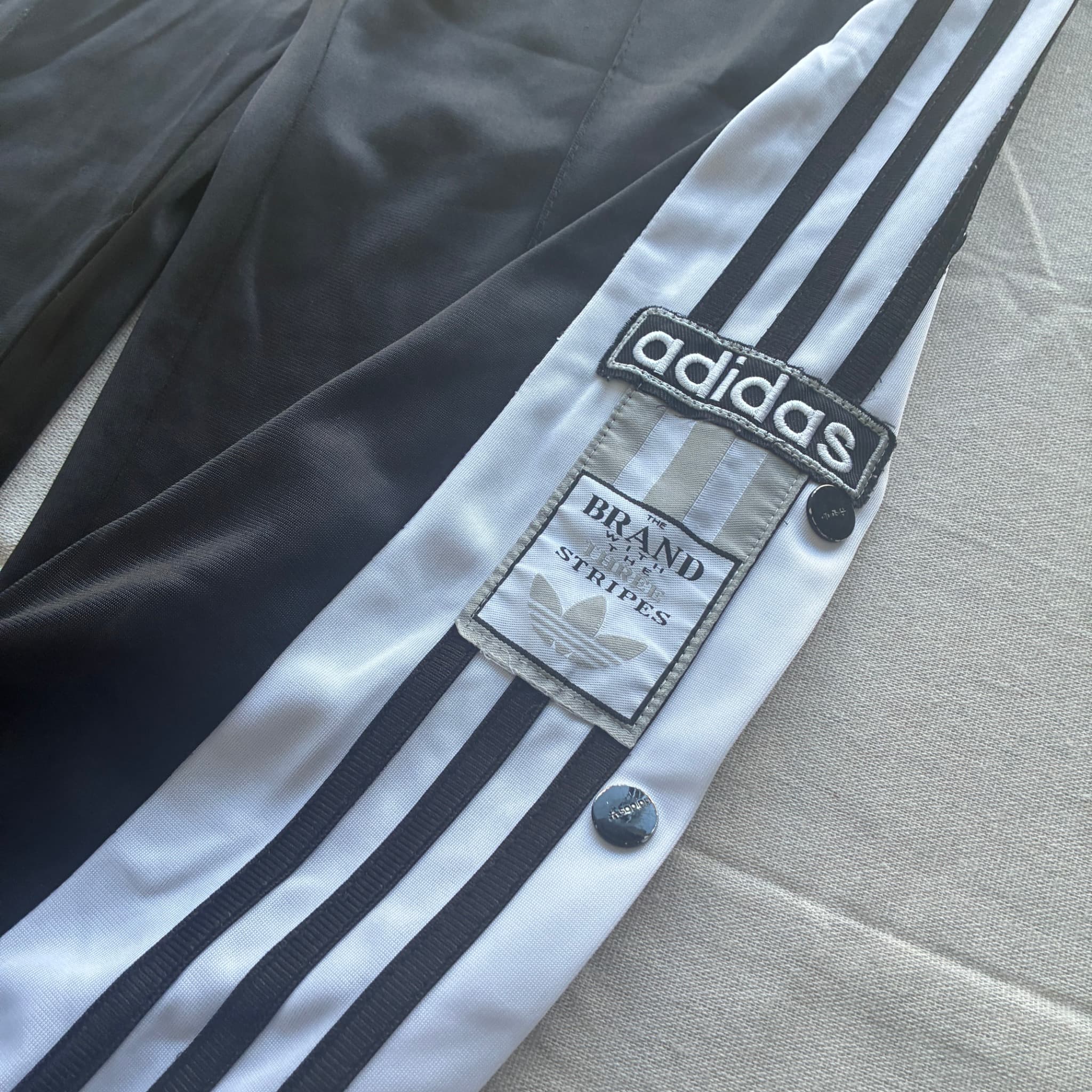 Adidas Originals Wide Leg Track Pants Black M — photo 2 of 6