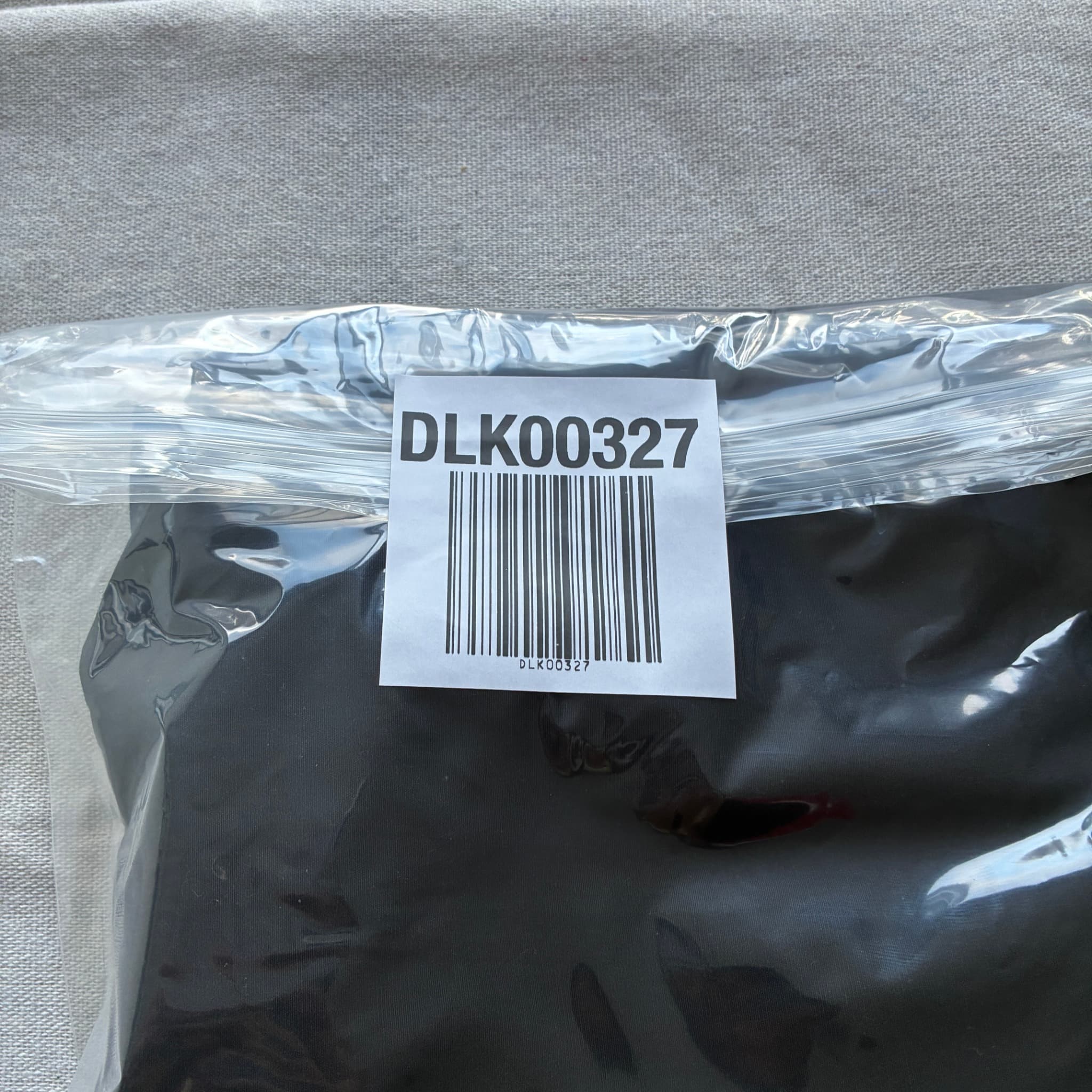 Adidas Sport Vintage Nylon Cargo Shorts Black Gold Size M — photo 7 of 7