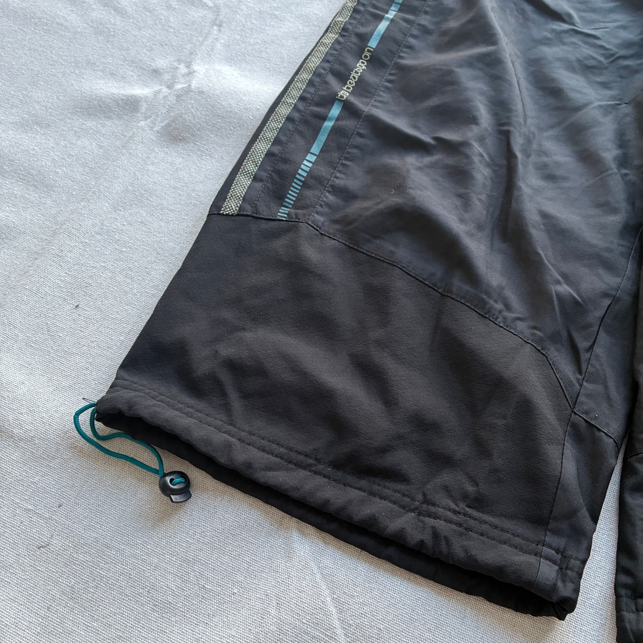 Adidas The Beats Go On Black Cycling Capri Shorts Unisex — photo 2 of 8