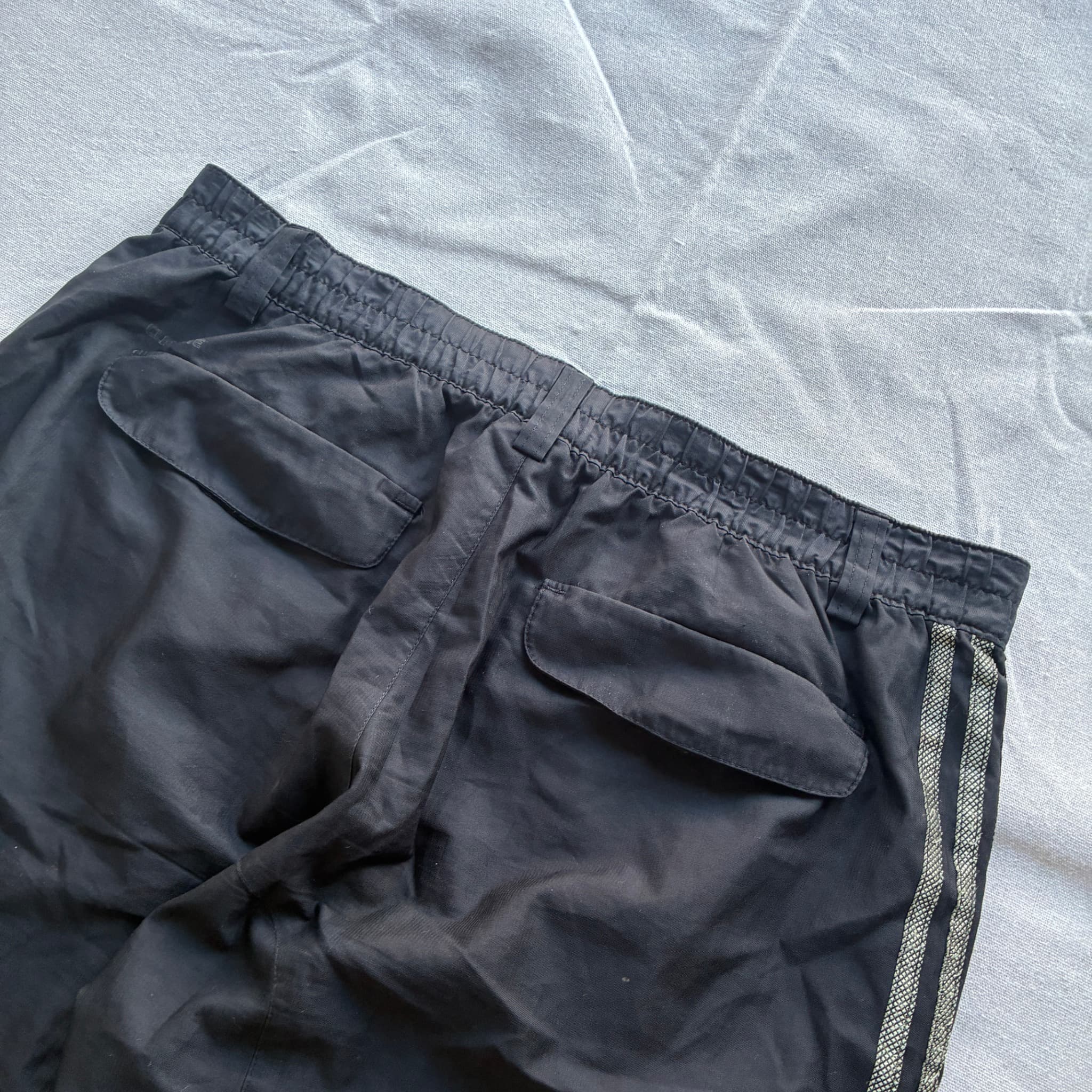 Adidas The Beats Go On Black Cycling Capri Shorts Unisex — photo 6 of 8