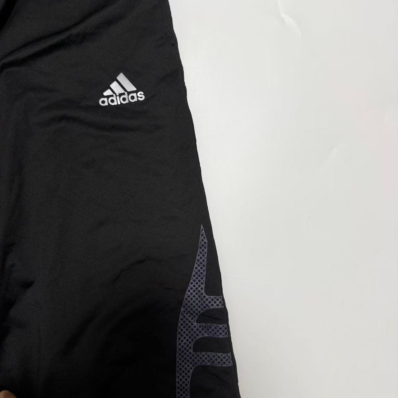 Adidas Vintage 2000s Black Track Pants — photo 8 of 9
