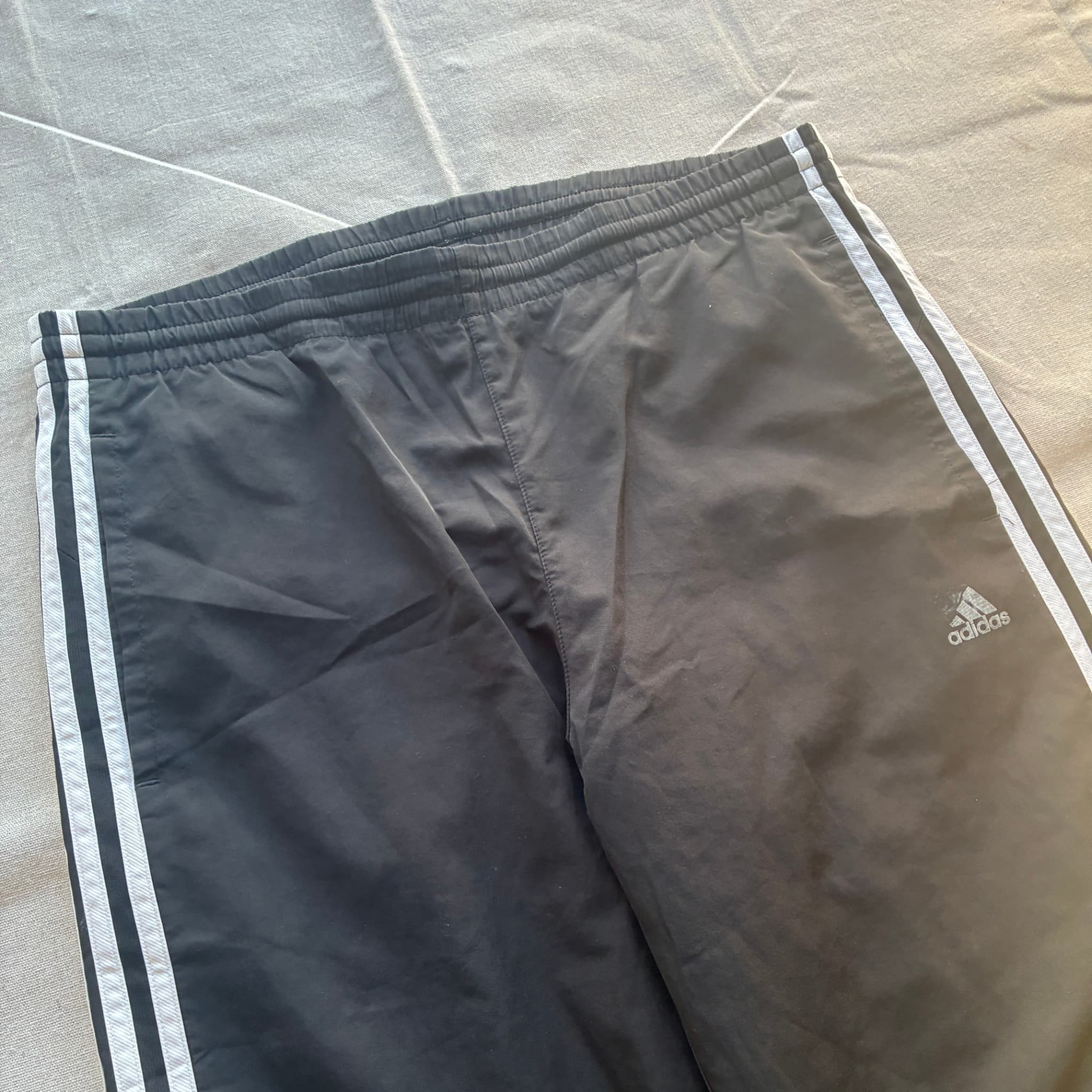 Adidas Vintage 3-Stripe Nylon Track Pants M — photo 3 of 7