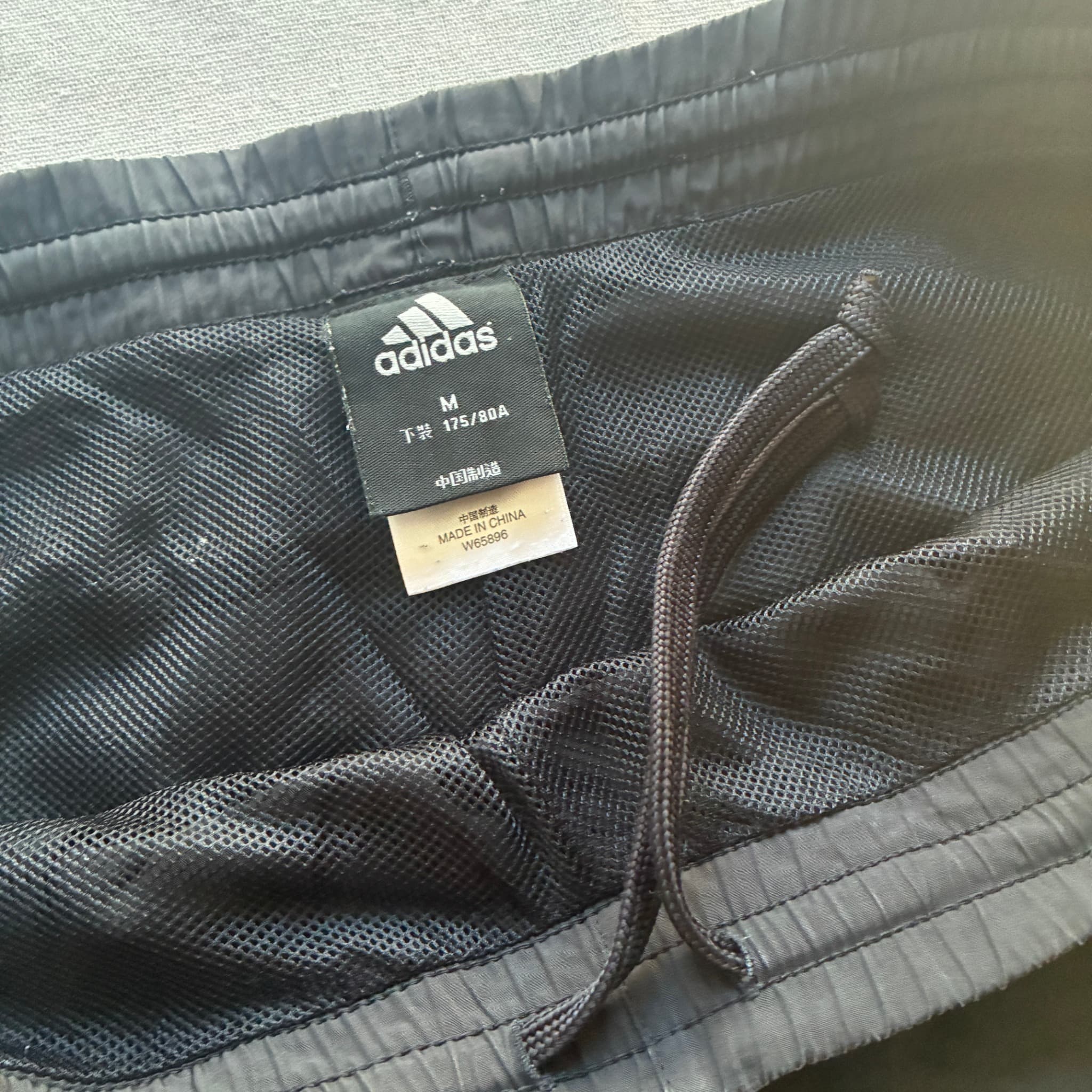 Adidas Vintage 3-Stripe Nylon Track Pants M — photo 4 of 7