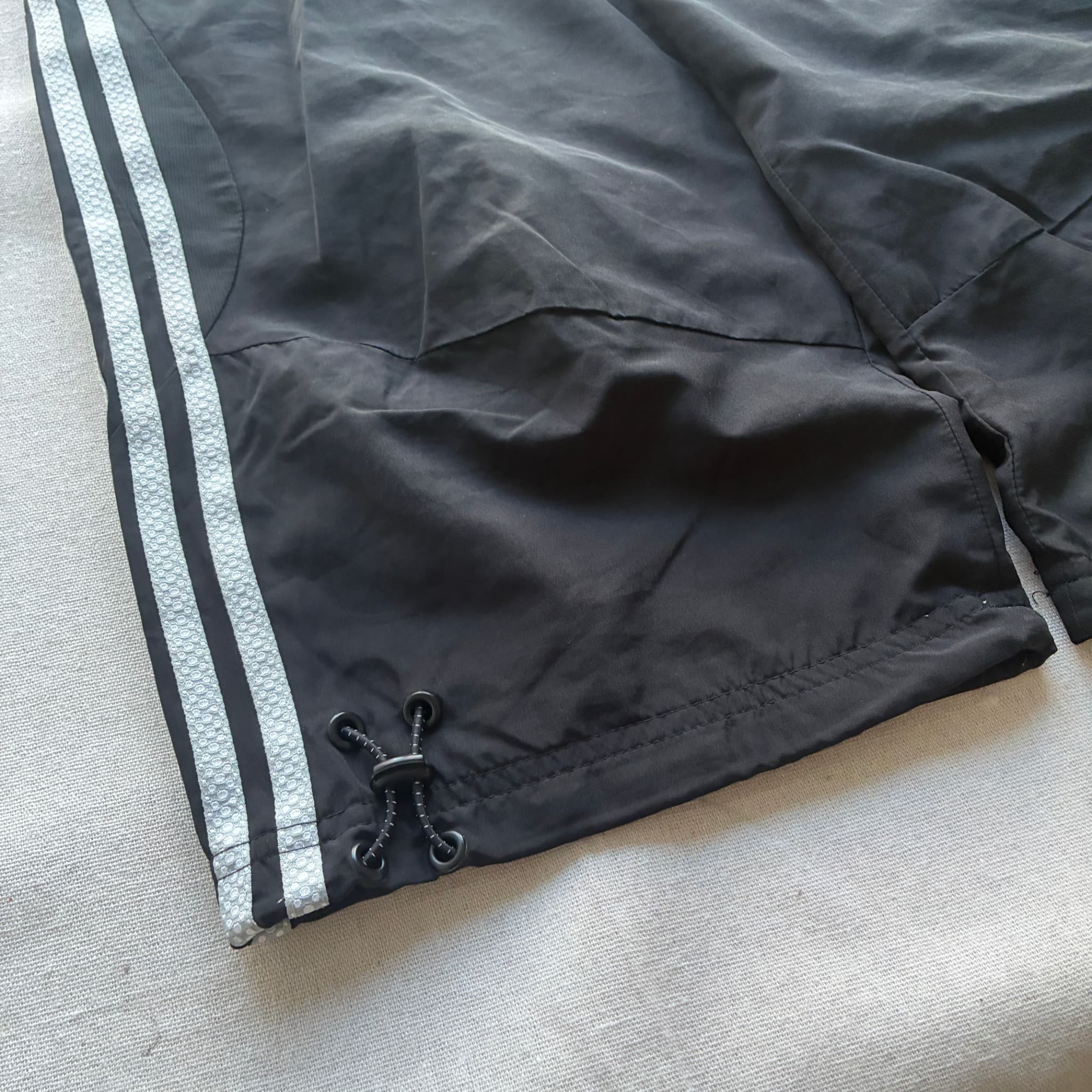 Adidas Vintage 3-Stripe Nylon Track Shorts Black Size L — photo 2 of 6