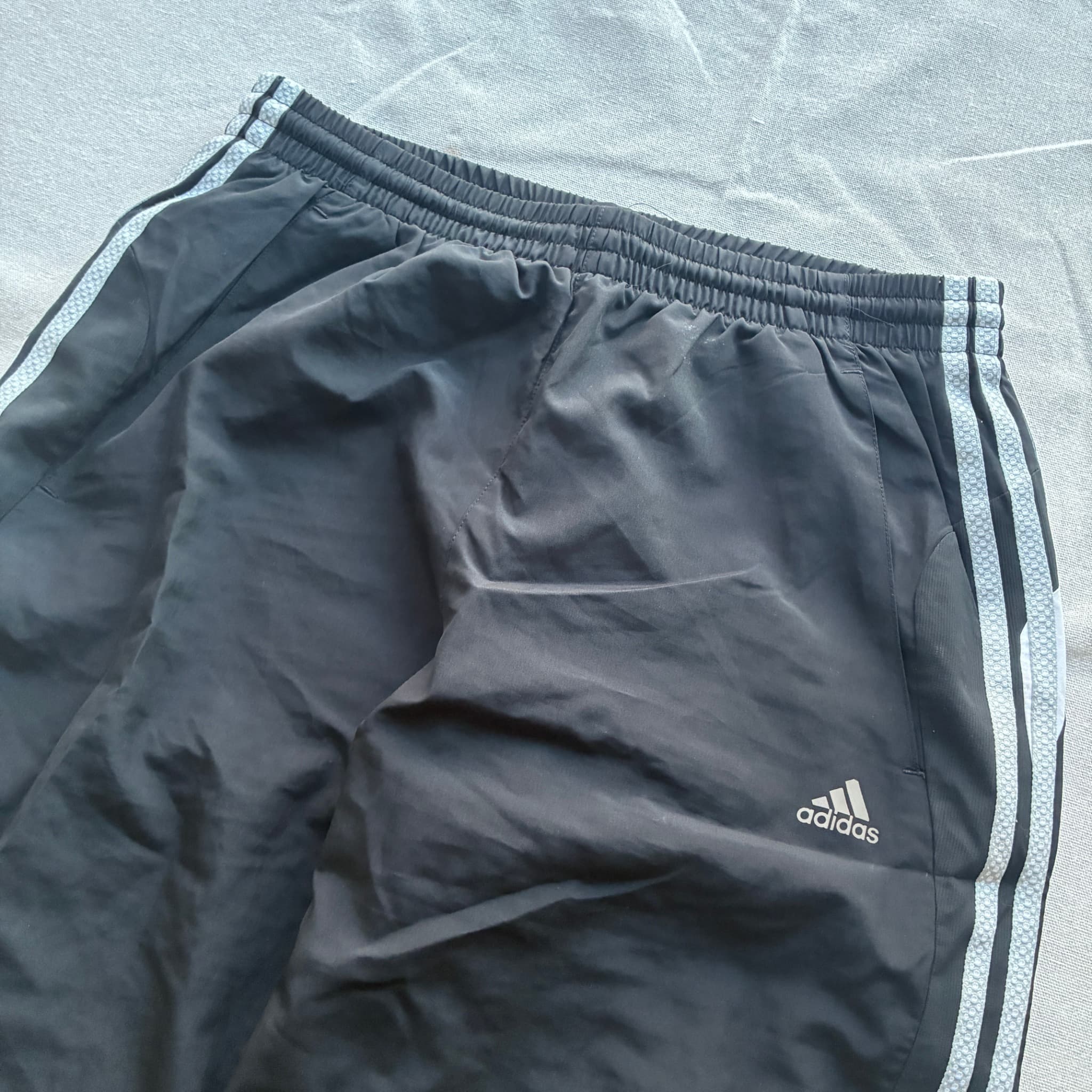 Adidas Vintage 3-Stripe Nylon Track Shorts Black Size L — photo 3 of 6