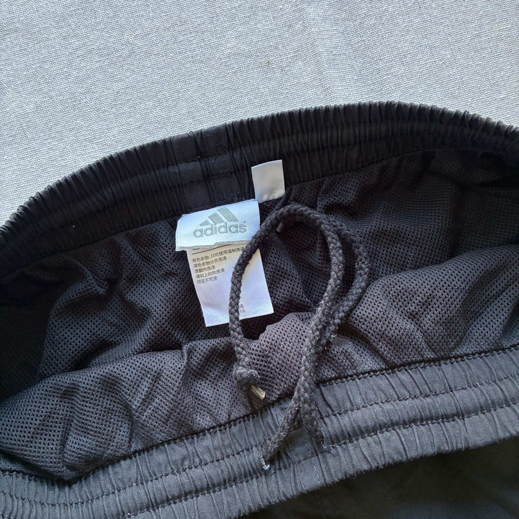 Adidas Vintage Black Nylon Track Pants Unisex — photo 4 of 6