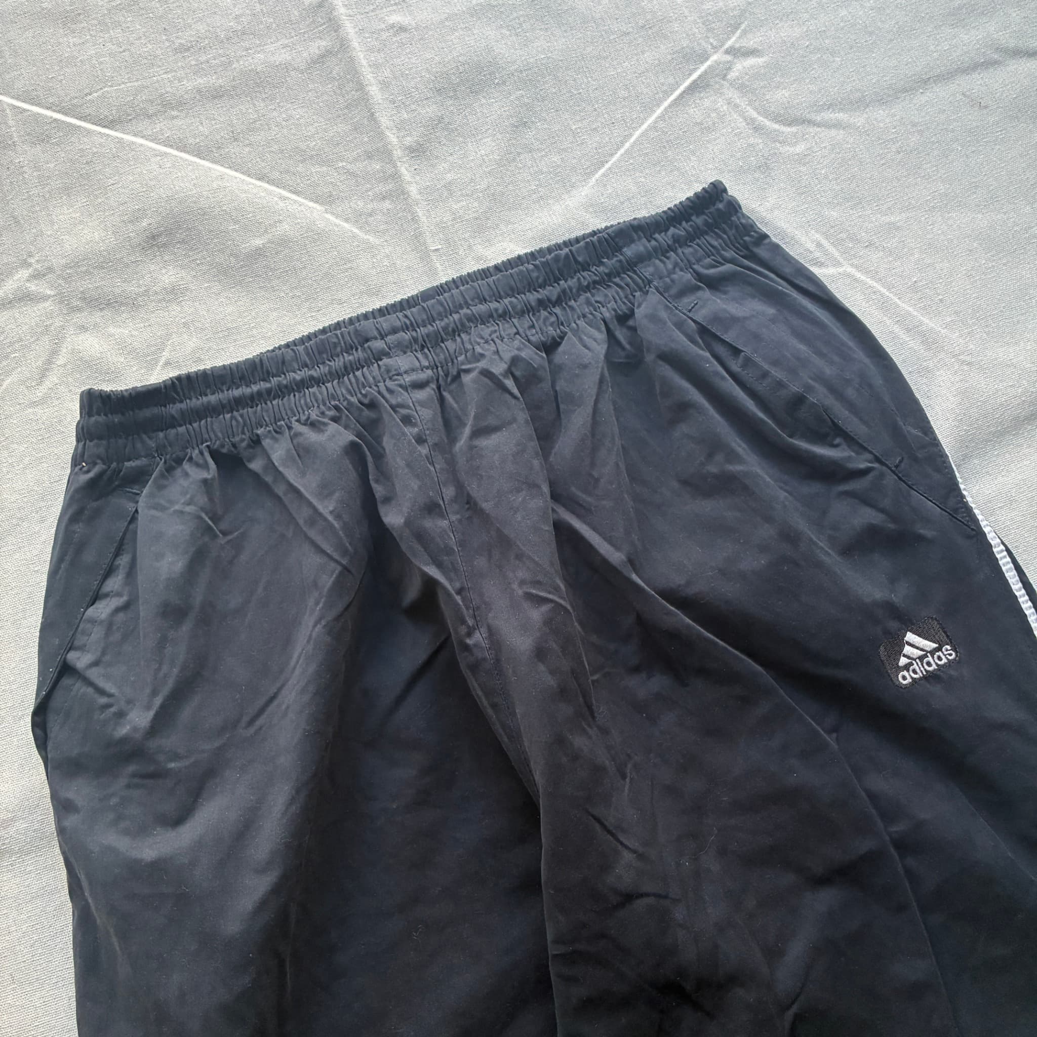 Adidas Vintage NBA Basketball Warm-Up Shorts Black Baggy 2000s Release — photo 3 of 7