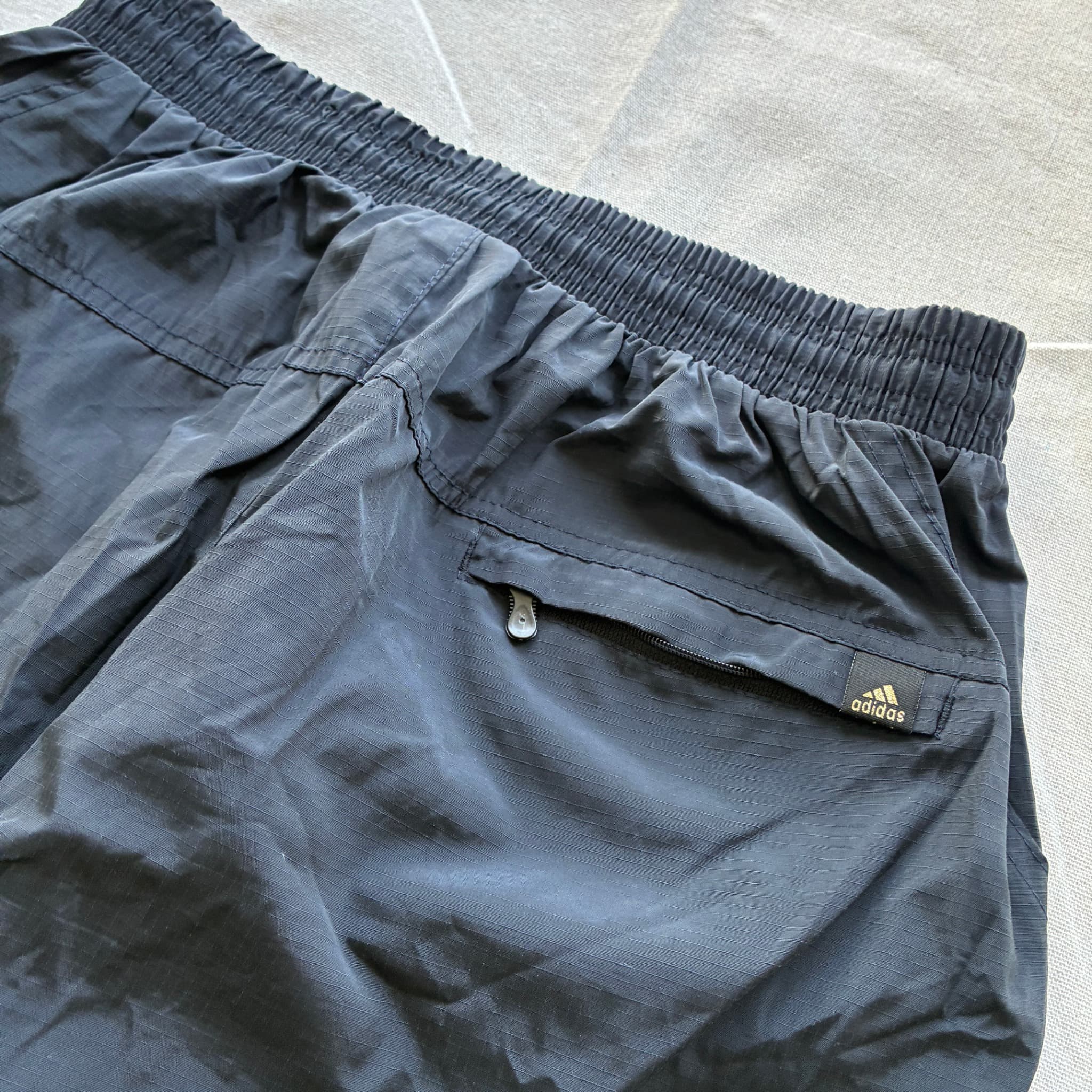 Adidas Vintage Nylon Cargo Capri Shorts Black Baggy 2000s Release — photo 6 of 7
