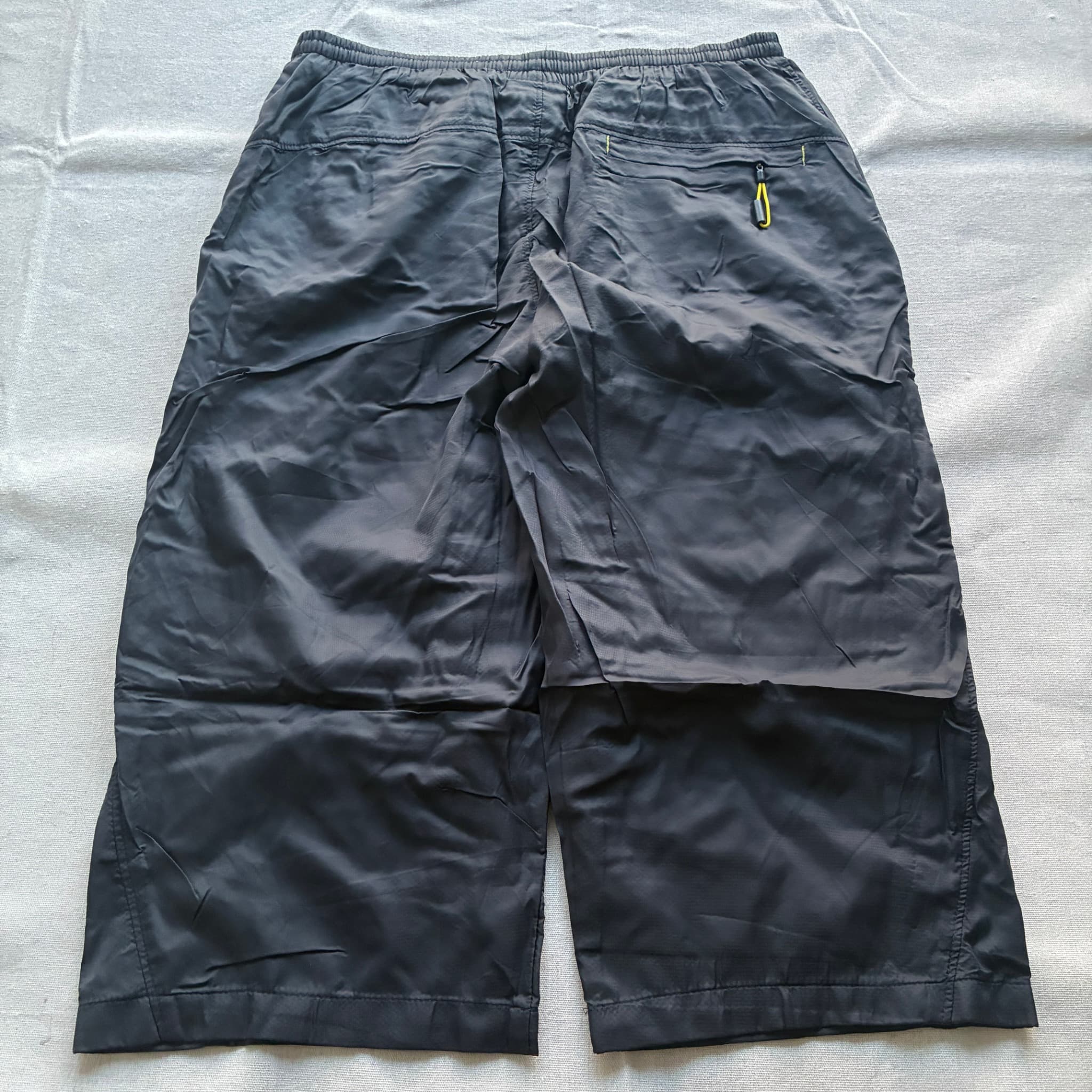 Adidas Vintage Nylon Track Shorts Black Yellow Logo Detail Unisex — photo 5 of 7