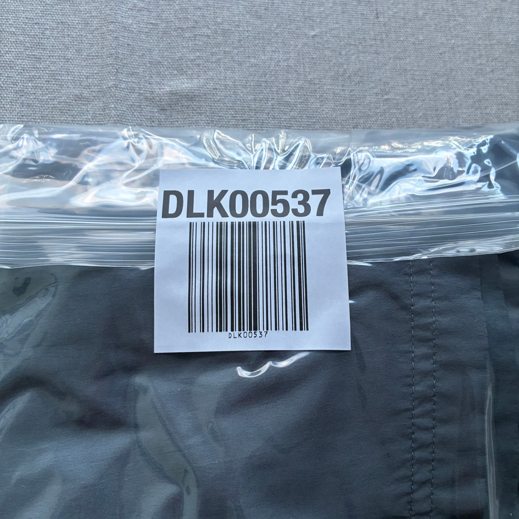 Adidas Vintage Performance Nylon Athletic Three-Quarter Shorts Grey Size M — photo 8 of 8