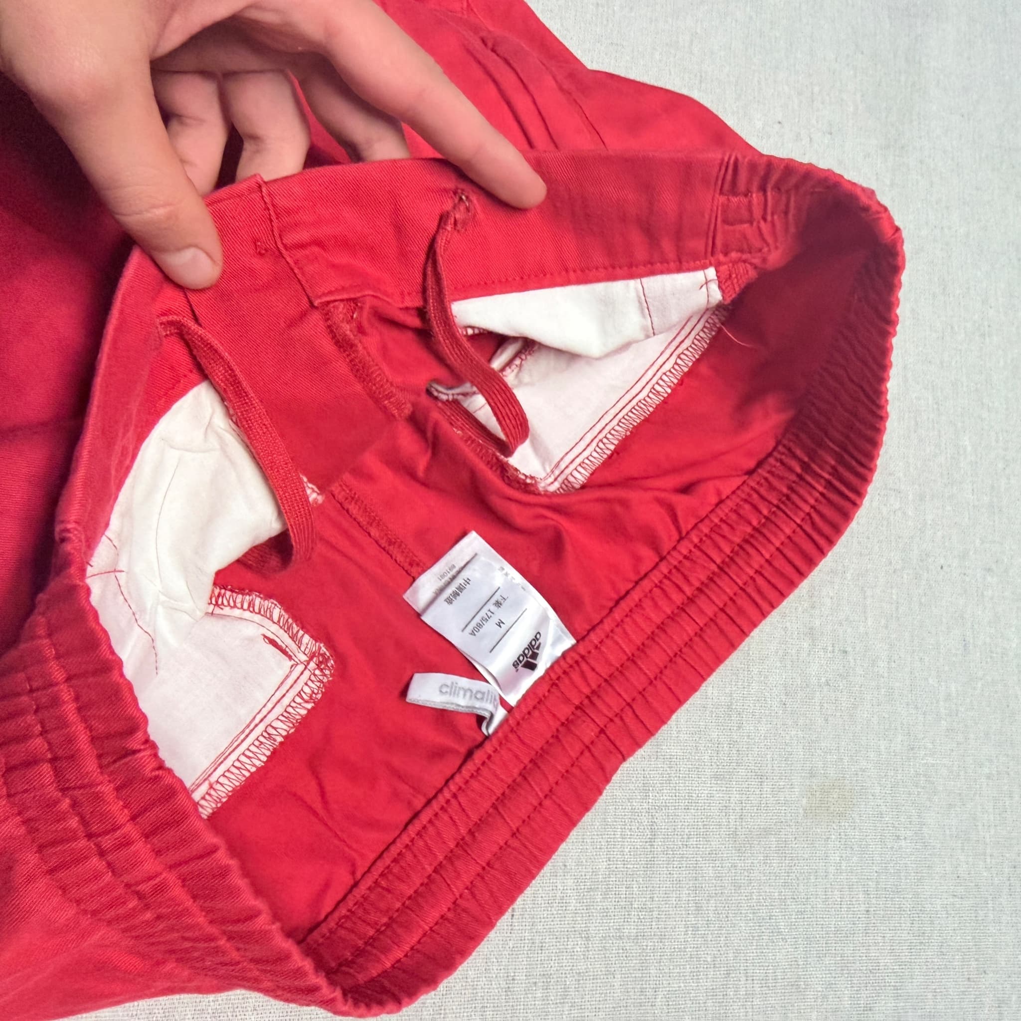 Adidas Vintage Red Cargo Shorts Men's Size M — photo 5 of 8