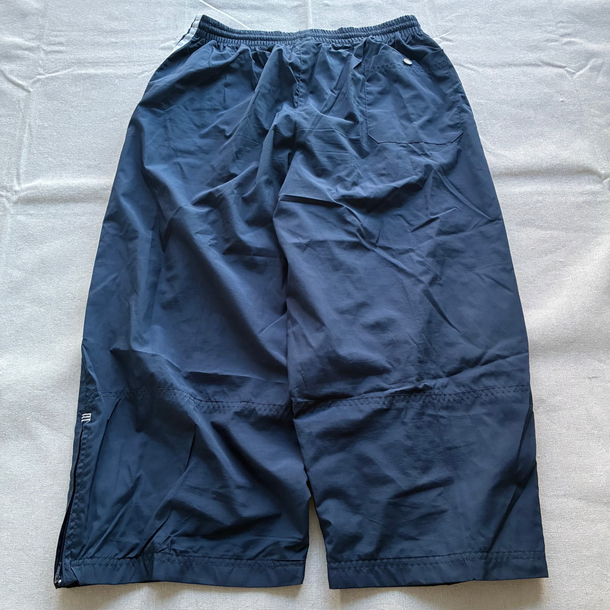 Adidas Vintage Three-Stripe Nylon Track Shorts Navy Blue Baggy Size L — photo 5 of 6