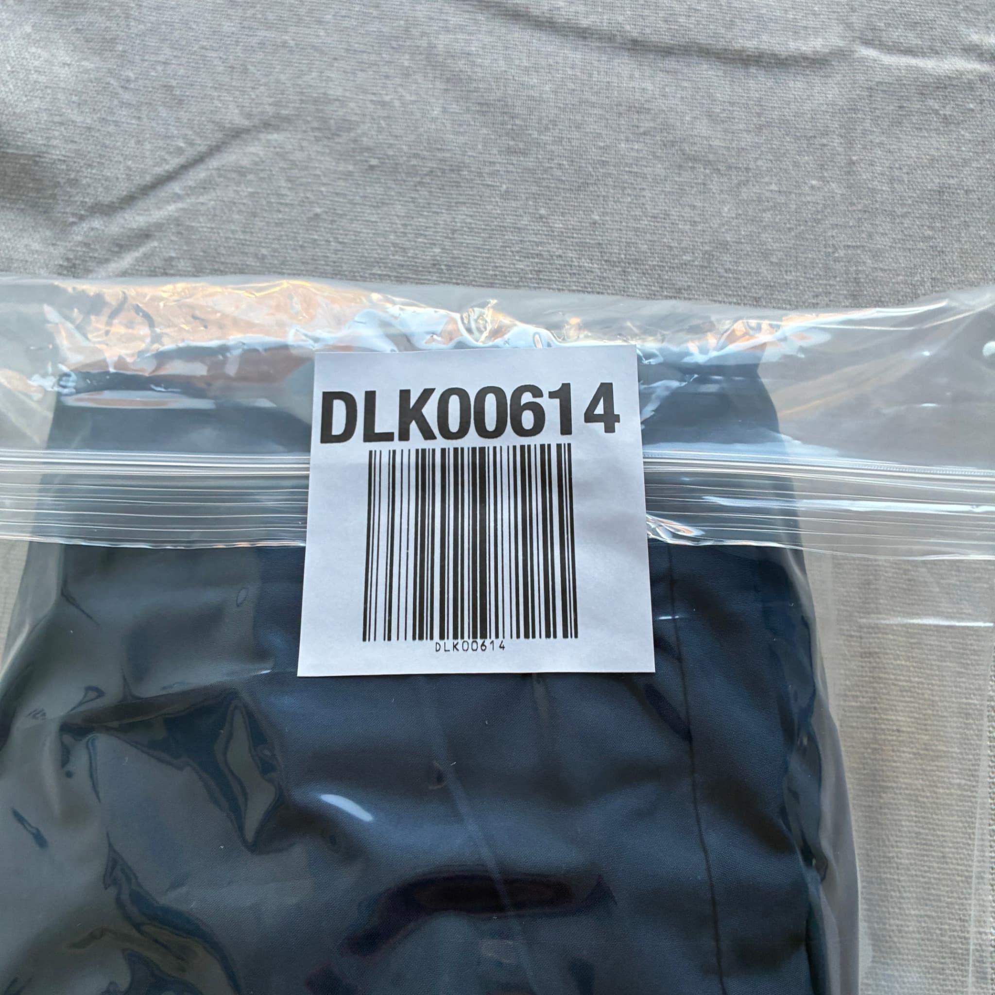 Adidas Vintage Three-Stripe Nylon Track Shorts Navy Blue Baggy Size L — photo 6 of 6