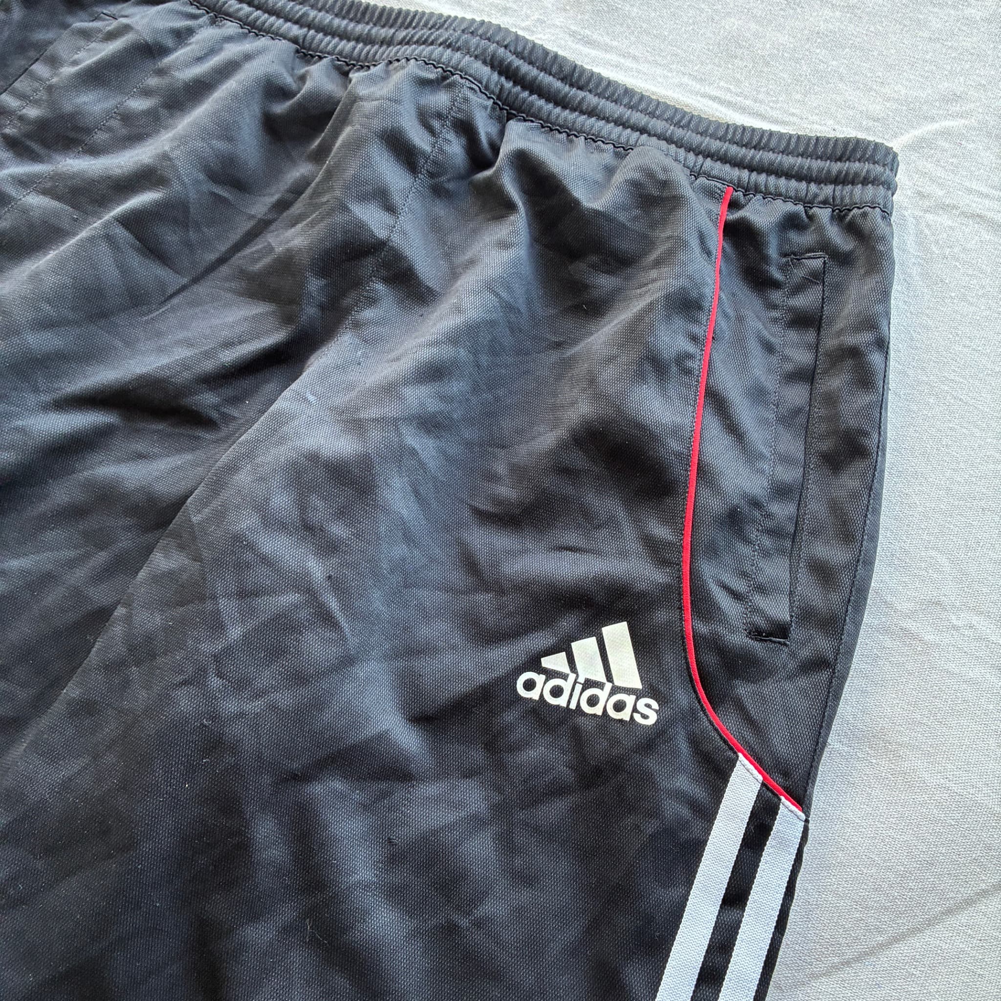 Adidas Vintage Three-Stripe Track Pants Black Baggy 2000s Release — photo 3 of 7