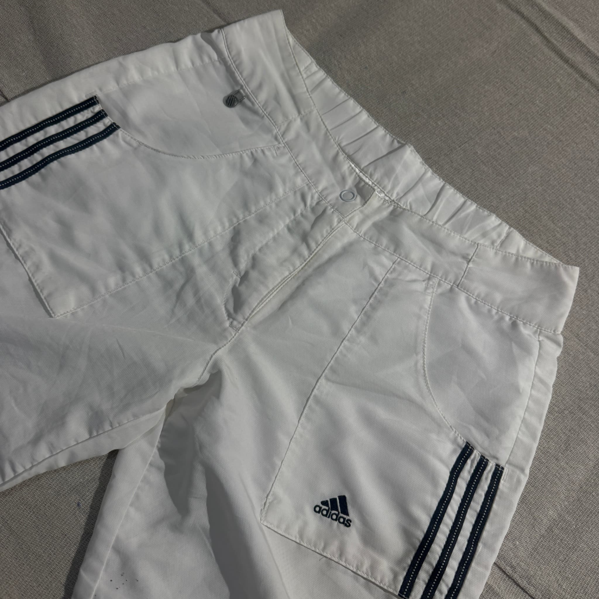 Adidas Vintage White and Black Three-Stripe Capri Pants — photo 3 of 6