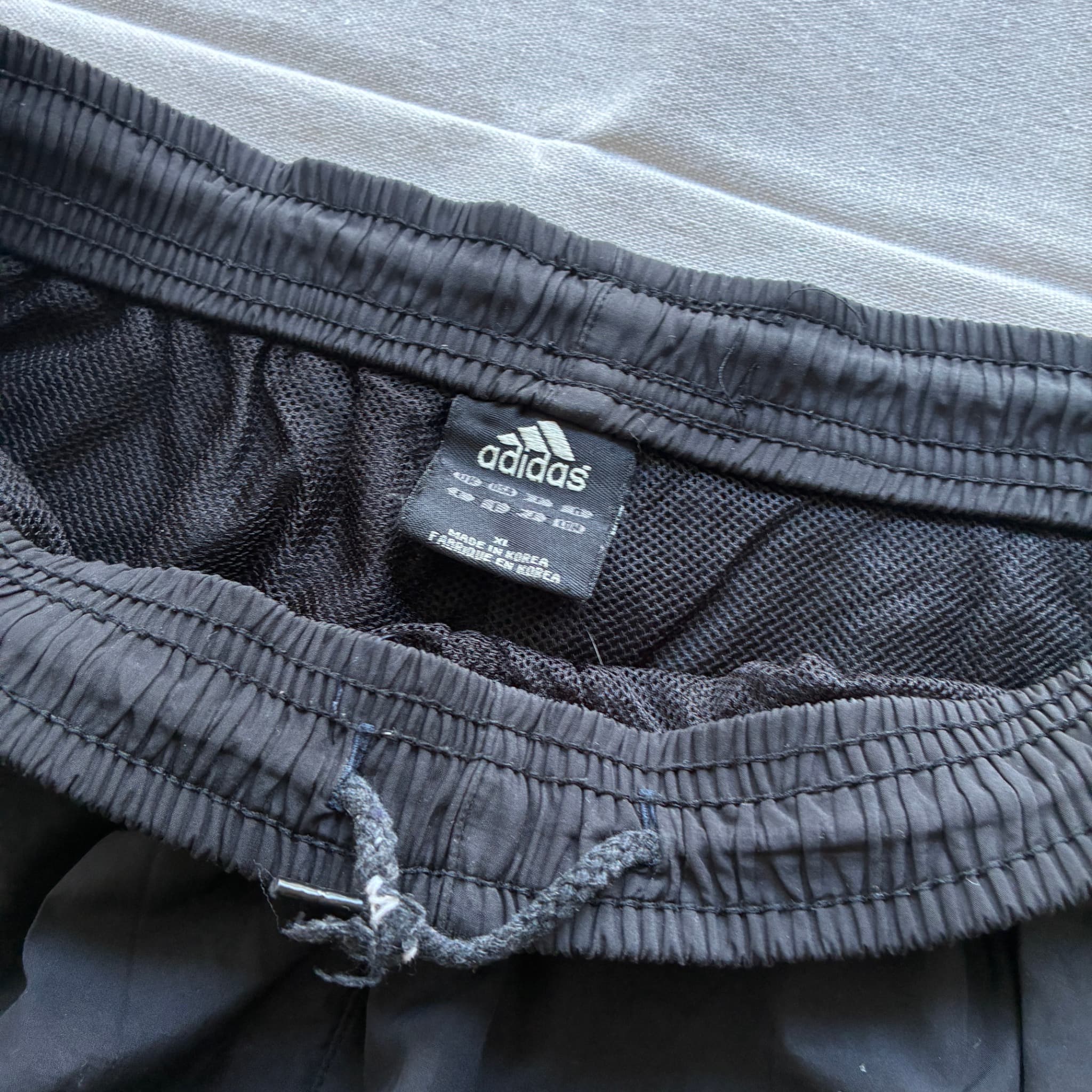 Adidas Vintage Wide Leg Nylon Track Pants Black White Baggy 2000s XL — photo 4 of 7
