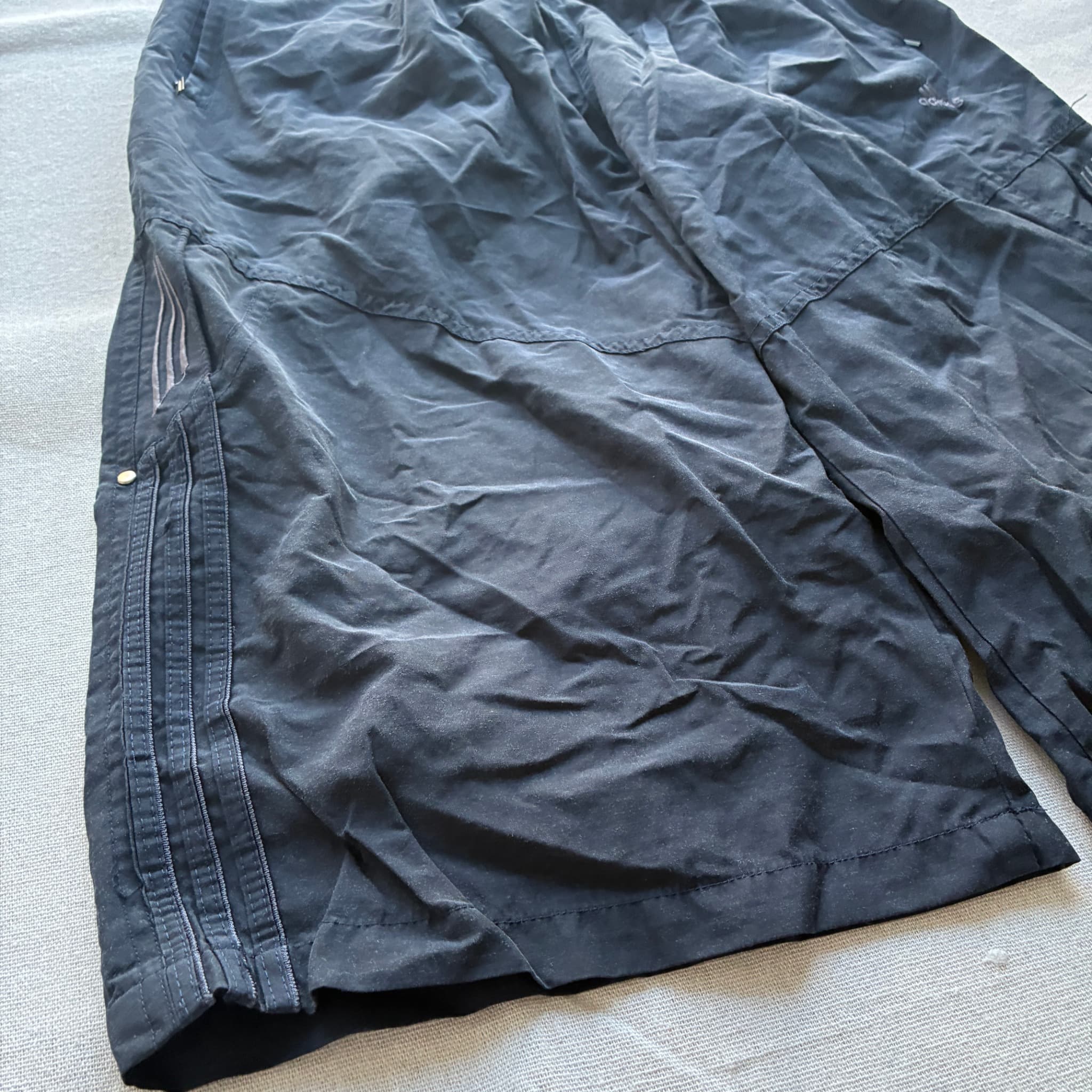 Adidas Vintage Y2K Nylon Cargo Shorts Black — photo 2 of 7