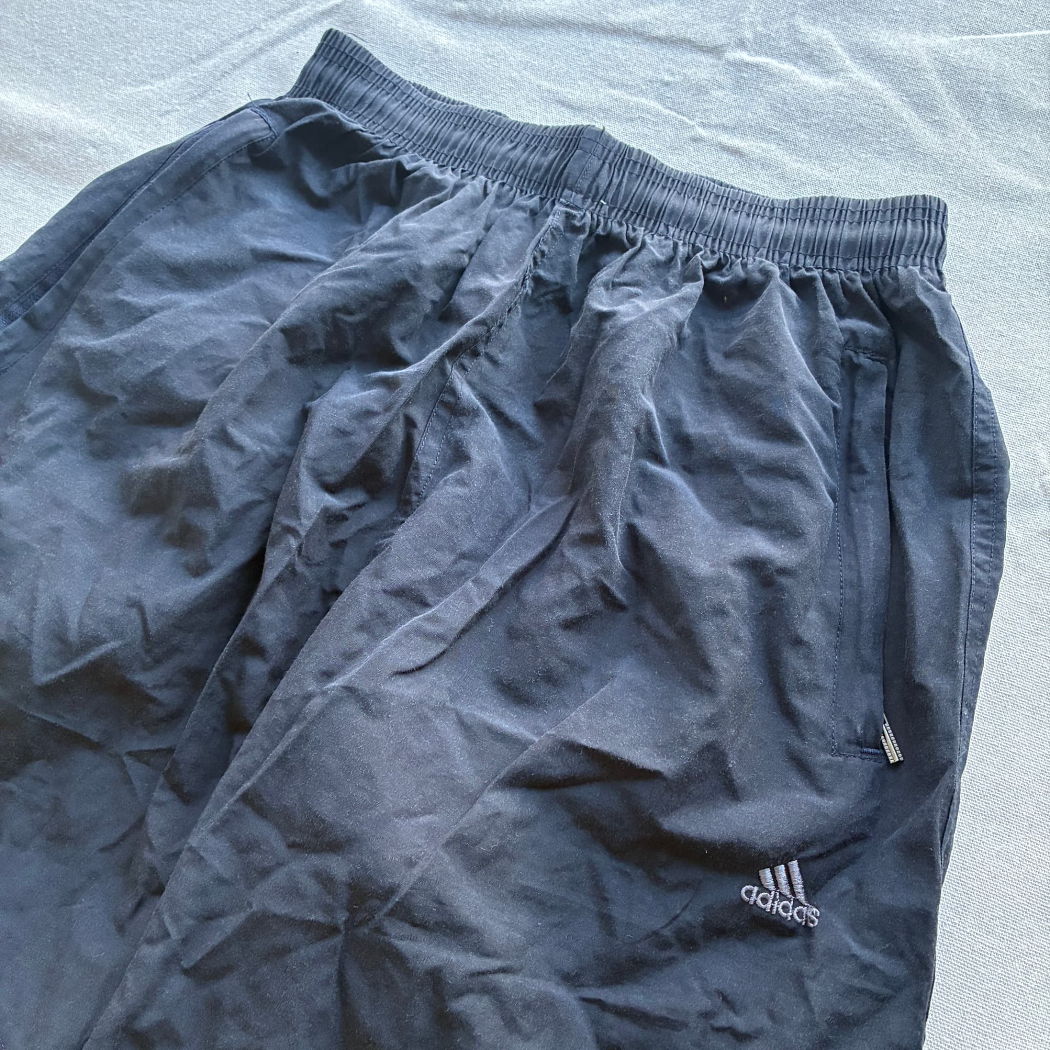 Adidas Vintage Y2K Nylon Cargo Shorts Black — photo 3 of 7
