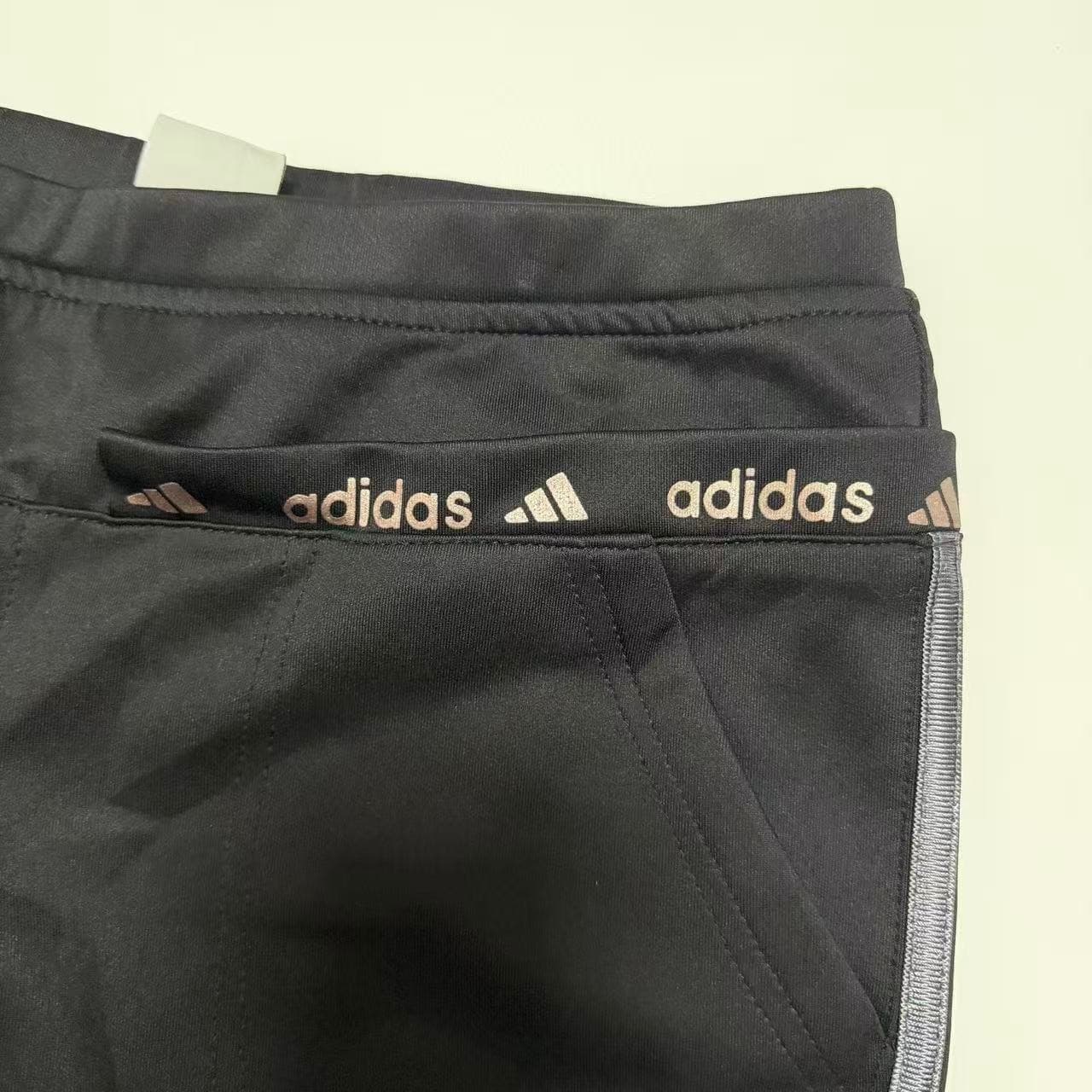 Adidas Women's Black Logo Waistband Track Pants L — photo 4 of 11